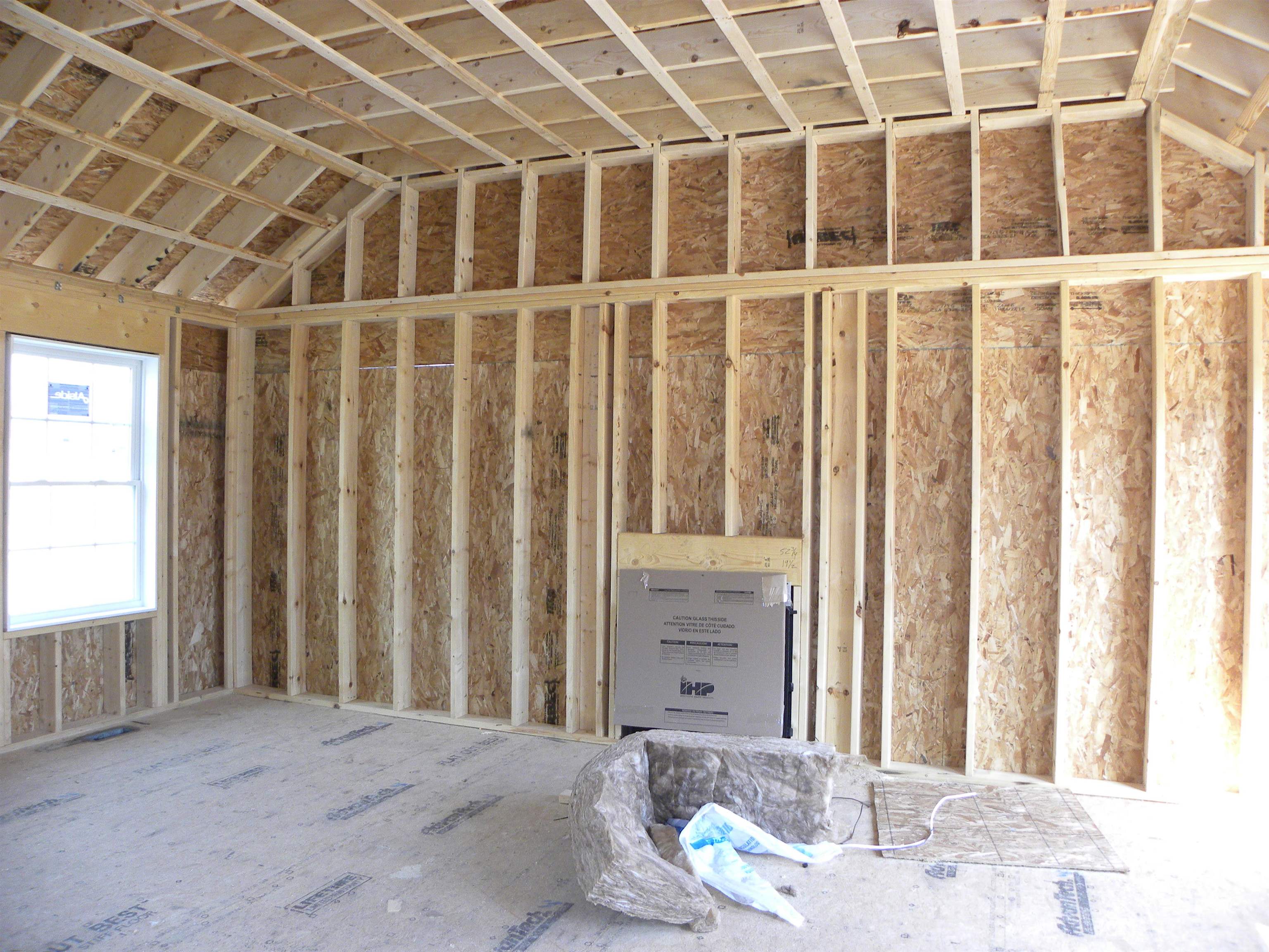 9 Hillside Ter, Danville, NH 03819