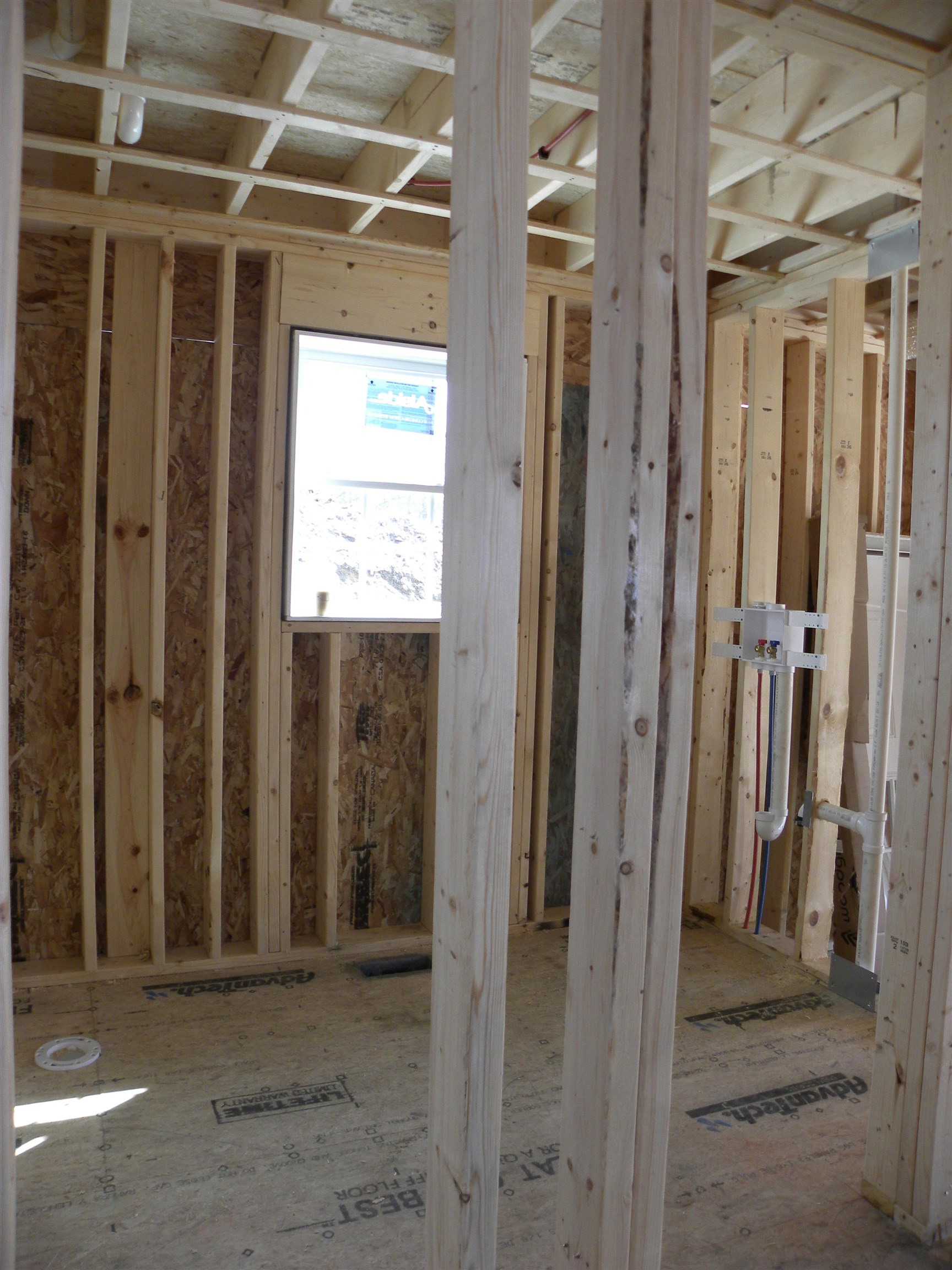 9 Hillside Ter, Danville, NH 03819