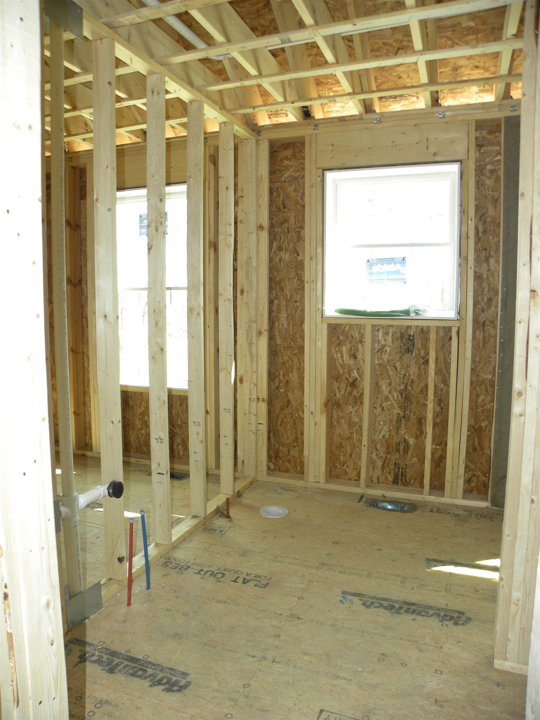 9 Hillside Ter, Danville, NH 03819