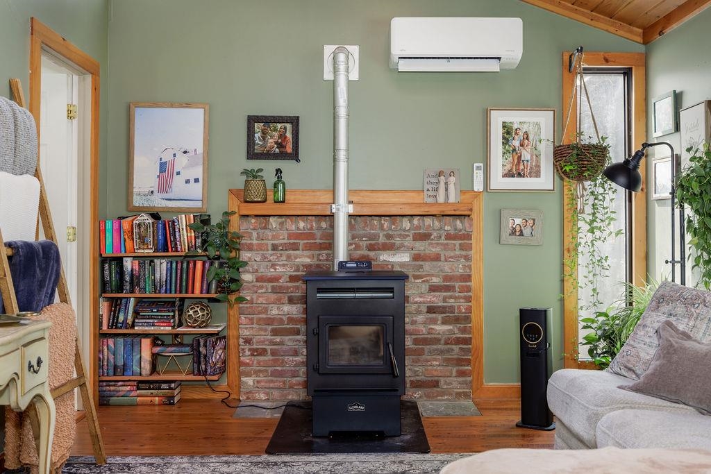 39 Parsonage Rd, Cornish, NH 03745