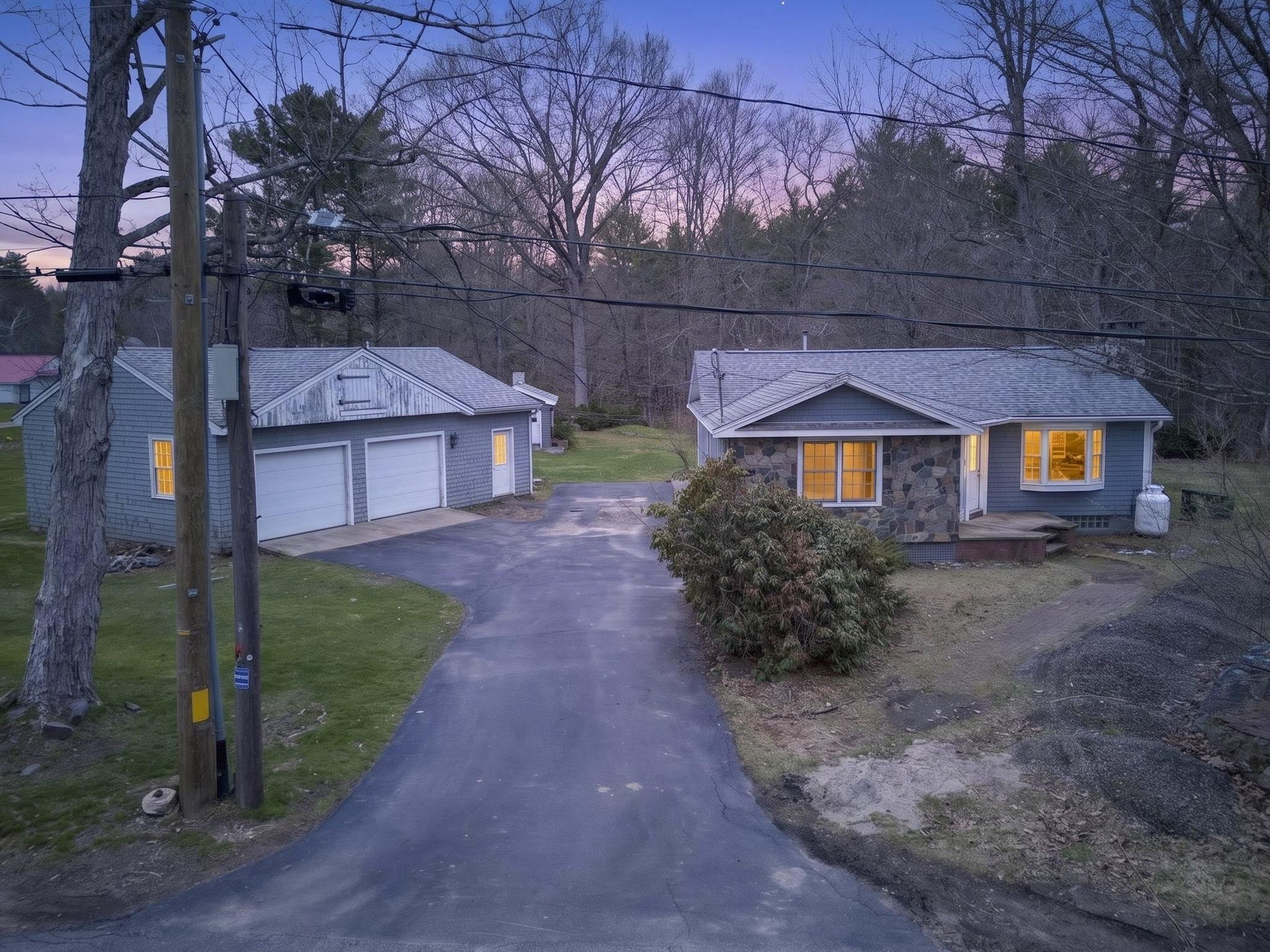 405 N River Rd, Epping, NH 03042