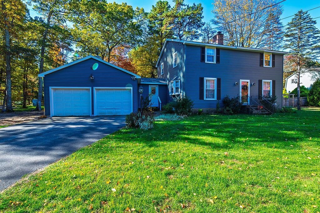 32 Hickory Dr, Amherst, NH 03031