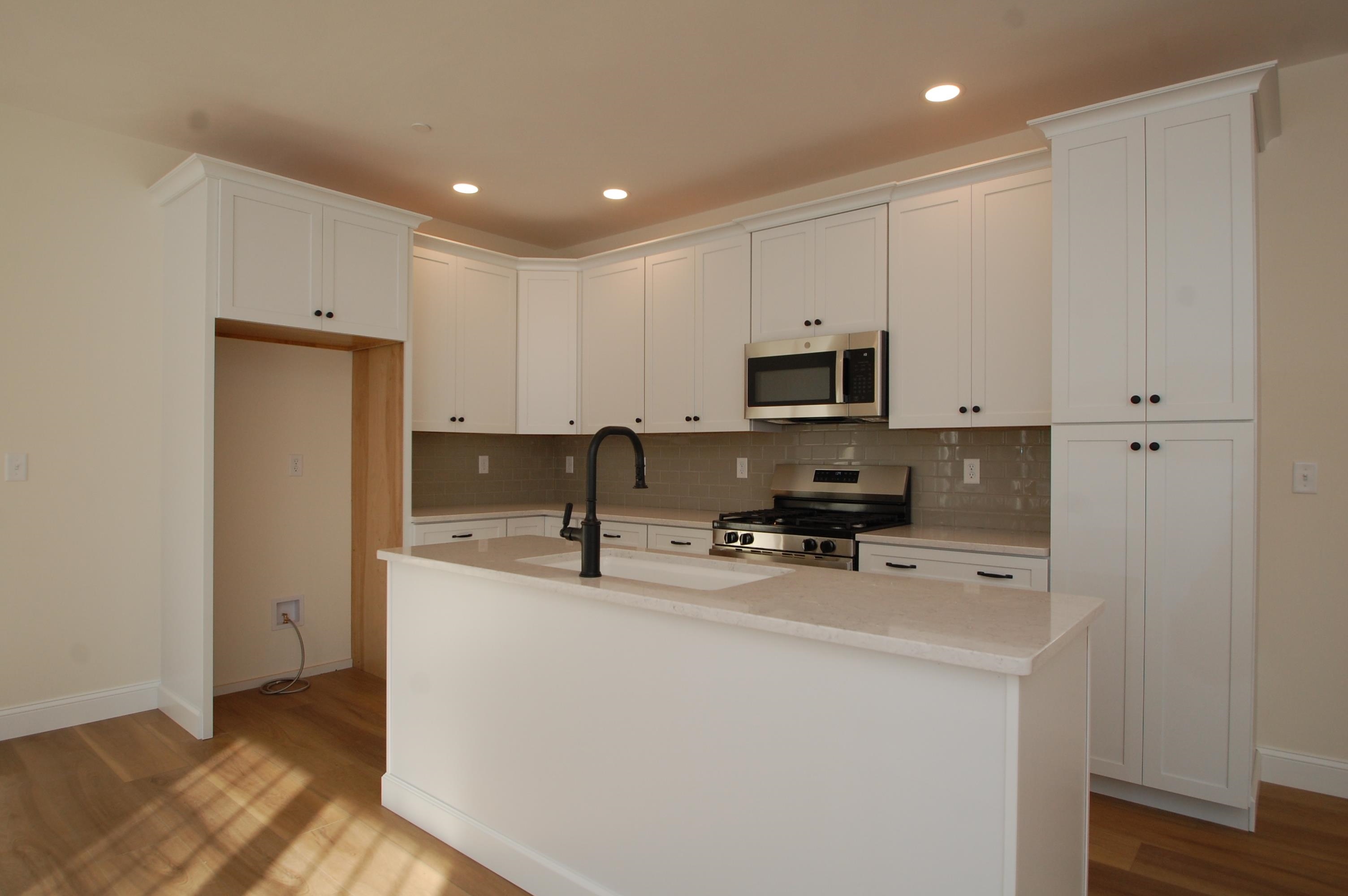 7B Dearborn Cir, Goffstown, NH 03045