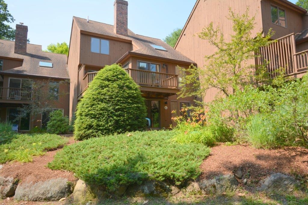 VILLAGE OF EASTMAN IN TOWN OF GRANTHAM NH&nbsp;Grantham_NH for sale $Condo For Lease: $2,300