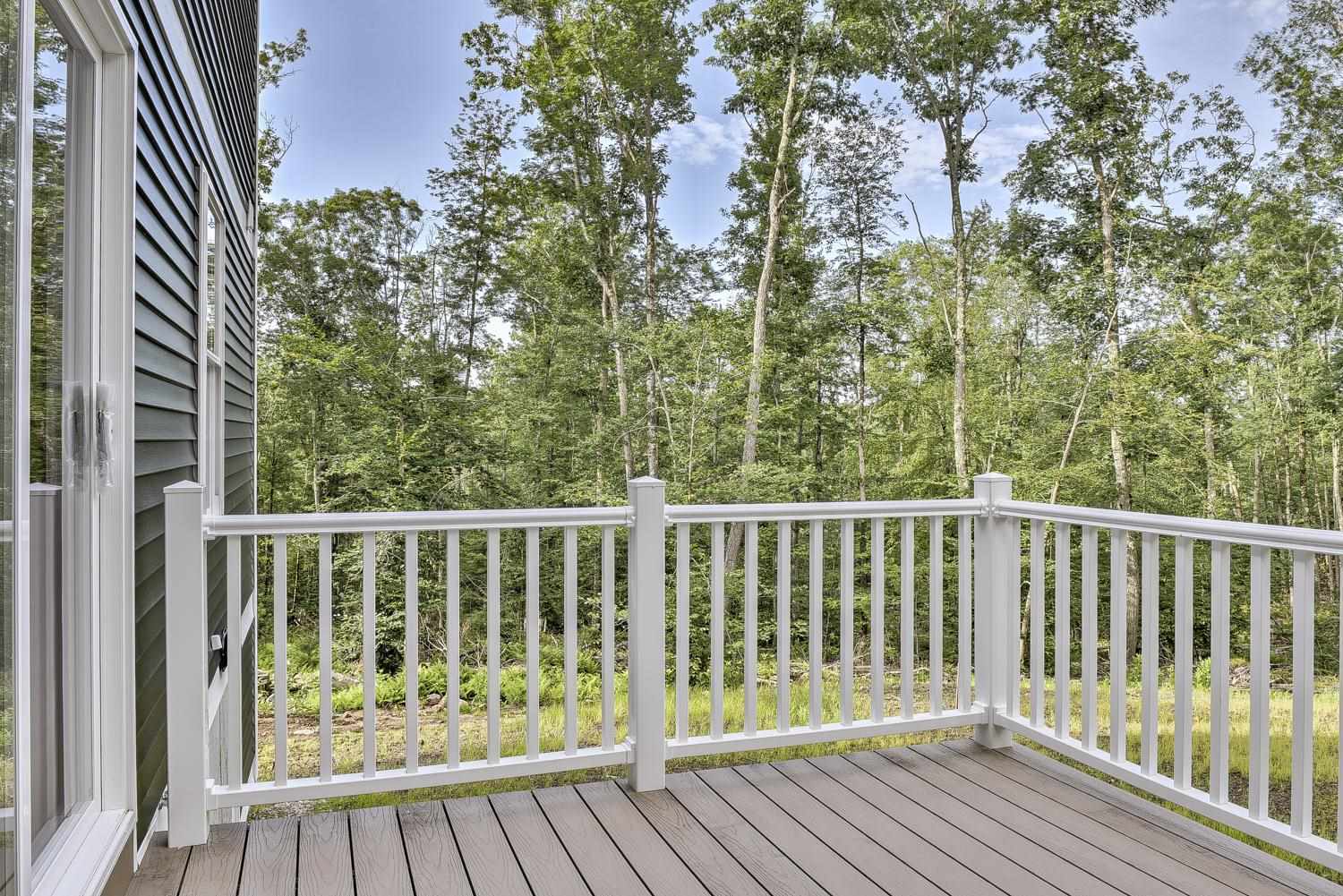 9 Ashley Ave, Hinsdale, NH 03451