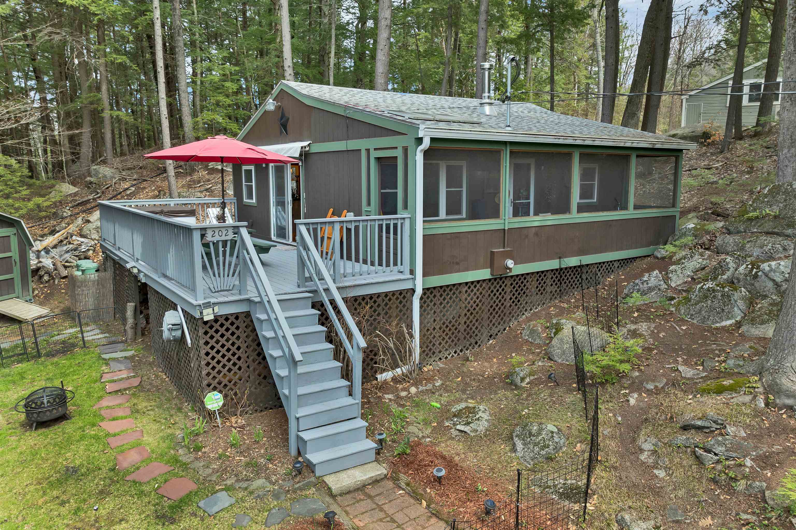 202 Alton Shores Rd, Alton, NH 03810
