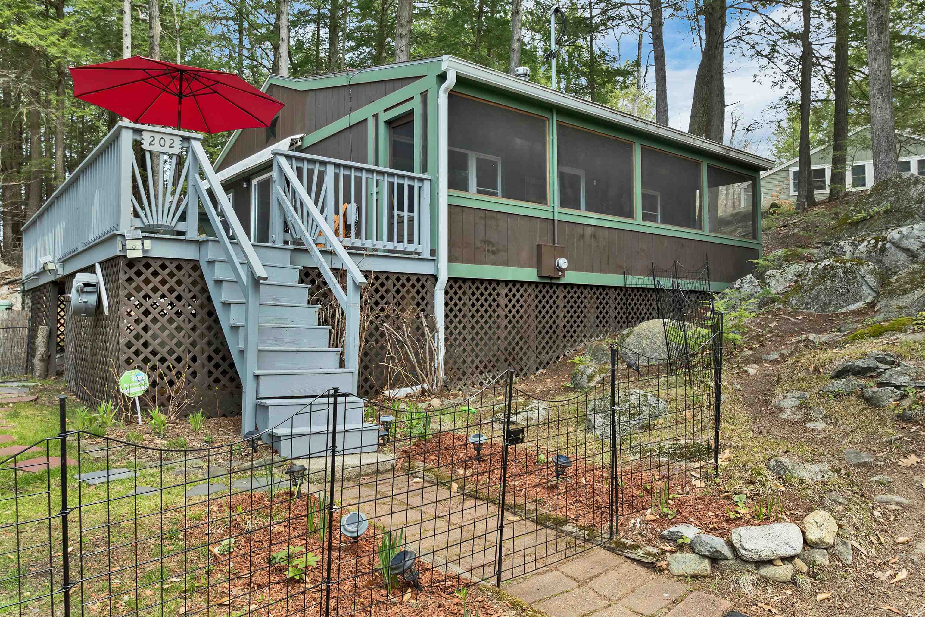 202 Alton Shores Rd, Alton, NH 03810