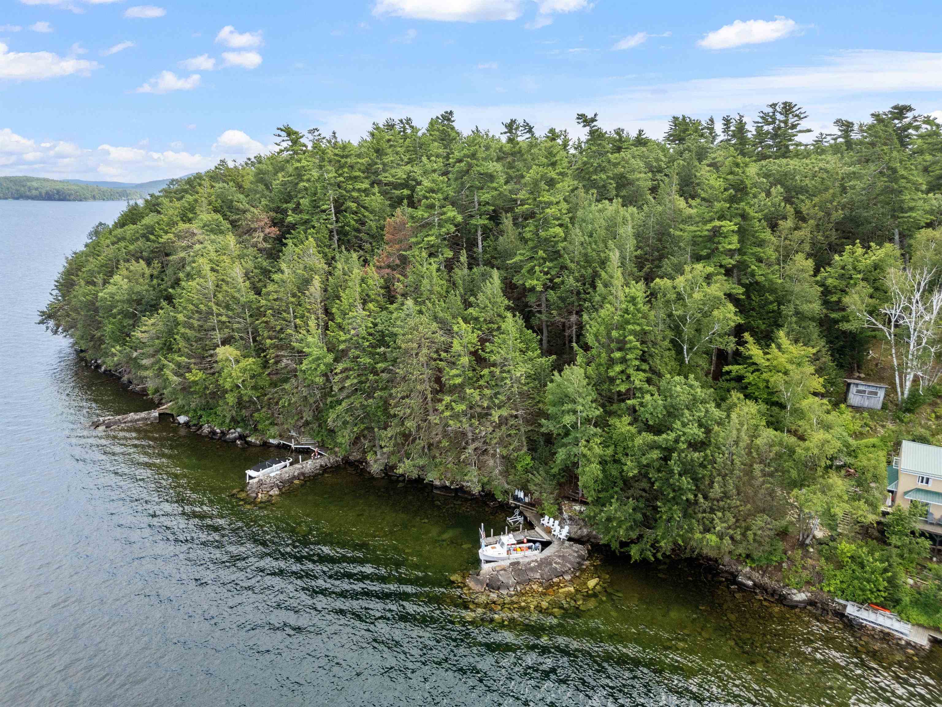 4 Diamond Island, Gilford, NH 03249