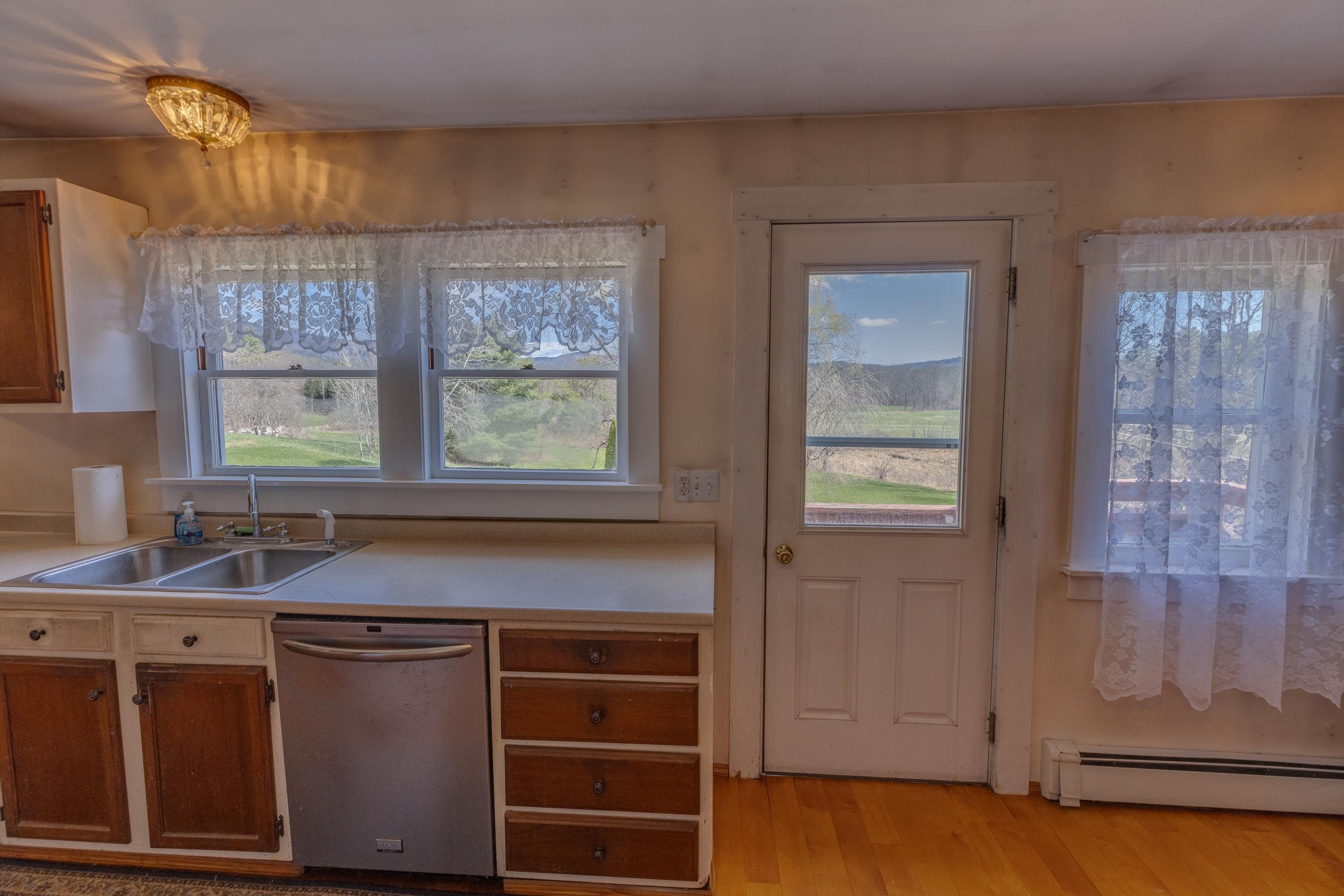 872 Tenney Mountain Hw, Plymouth, NH 03264