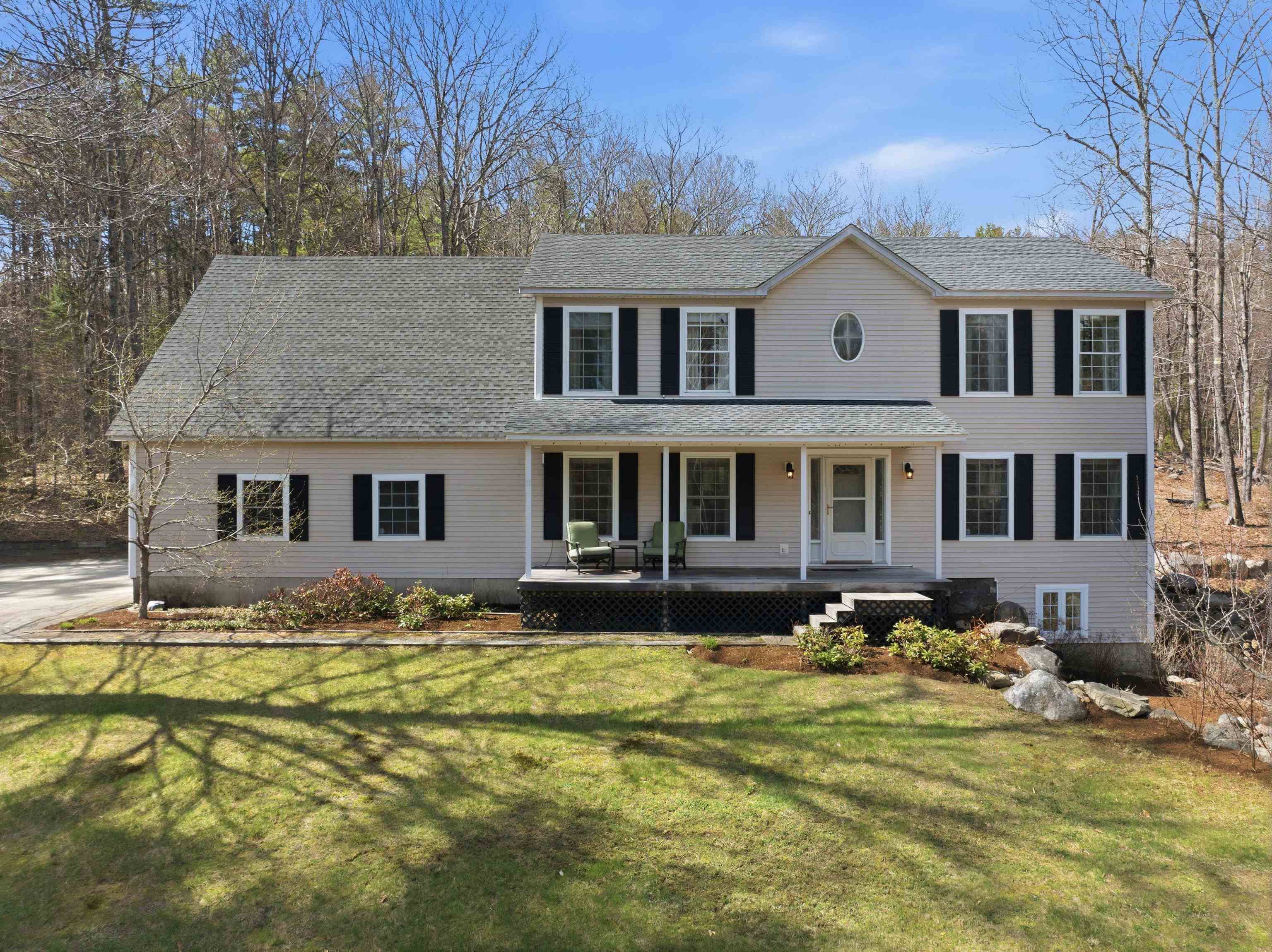 249 Perch Pond Rd, Holderness, NH 03245