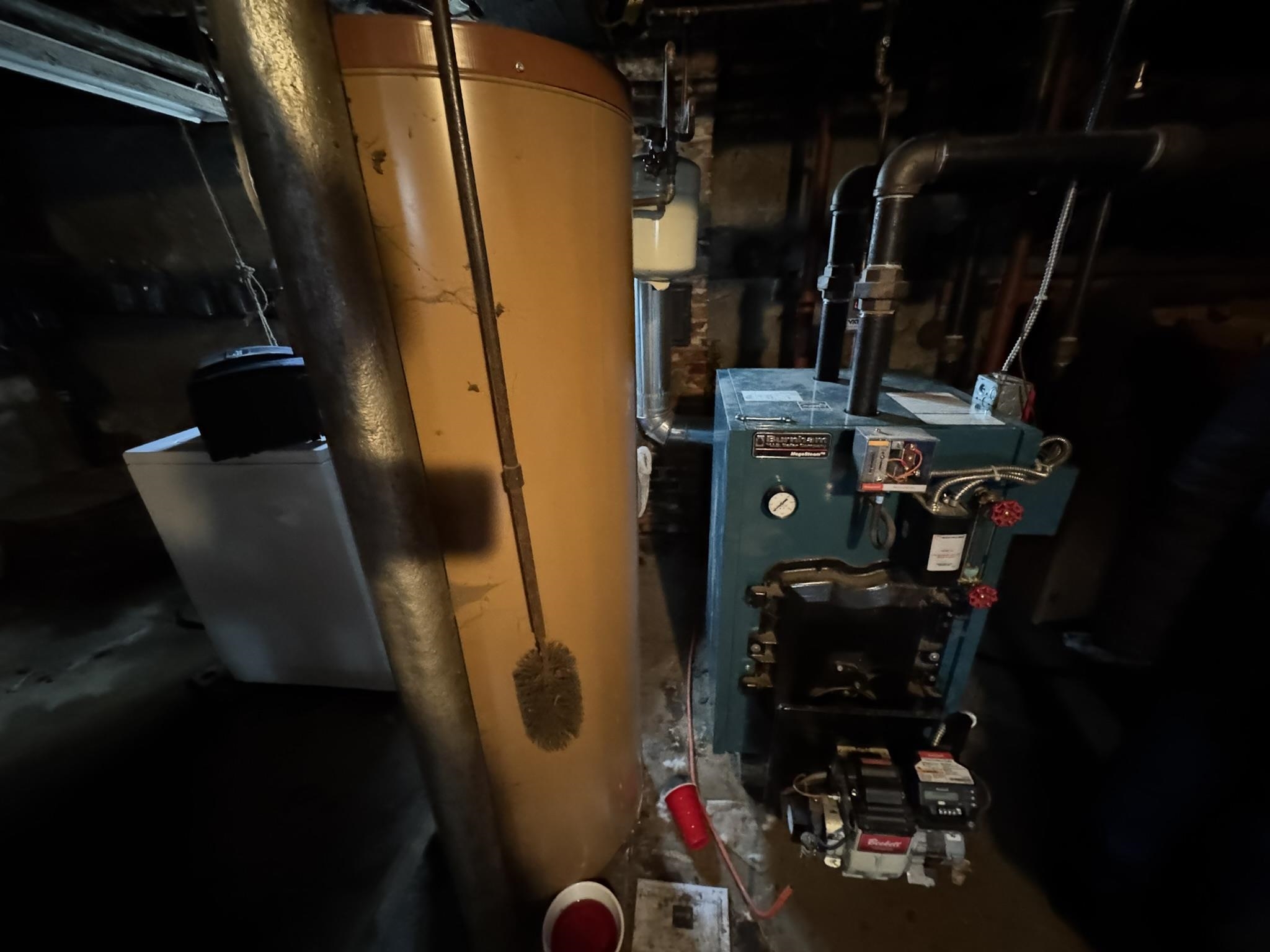 66 Winter St, Newport, NH 03773