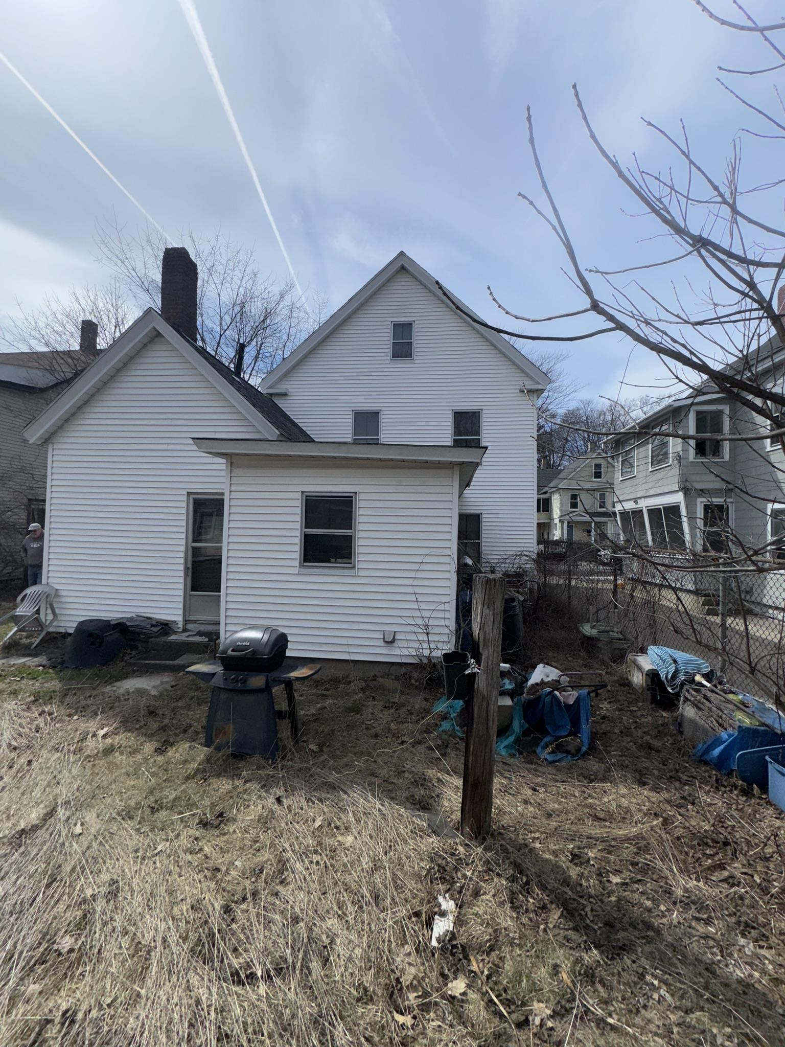 17 Perham St, Nashua, NH 03064