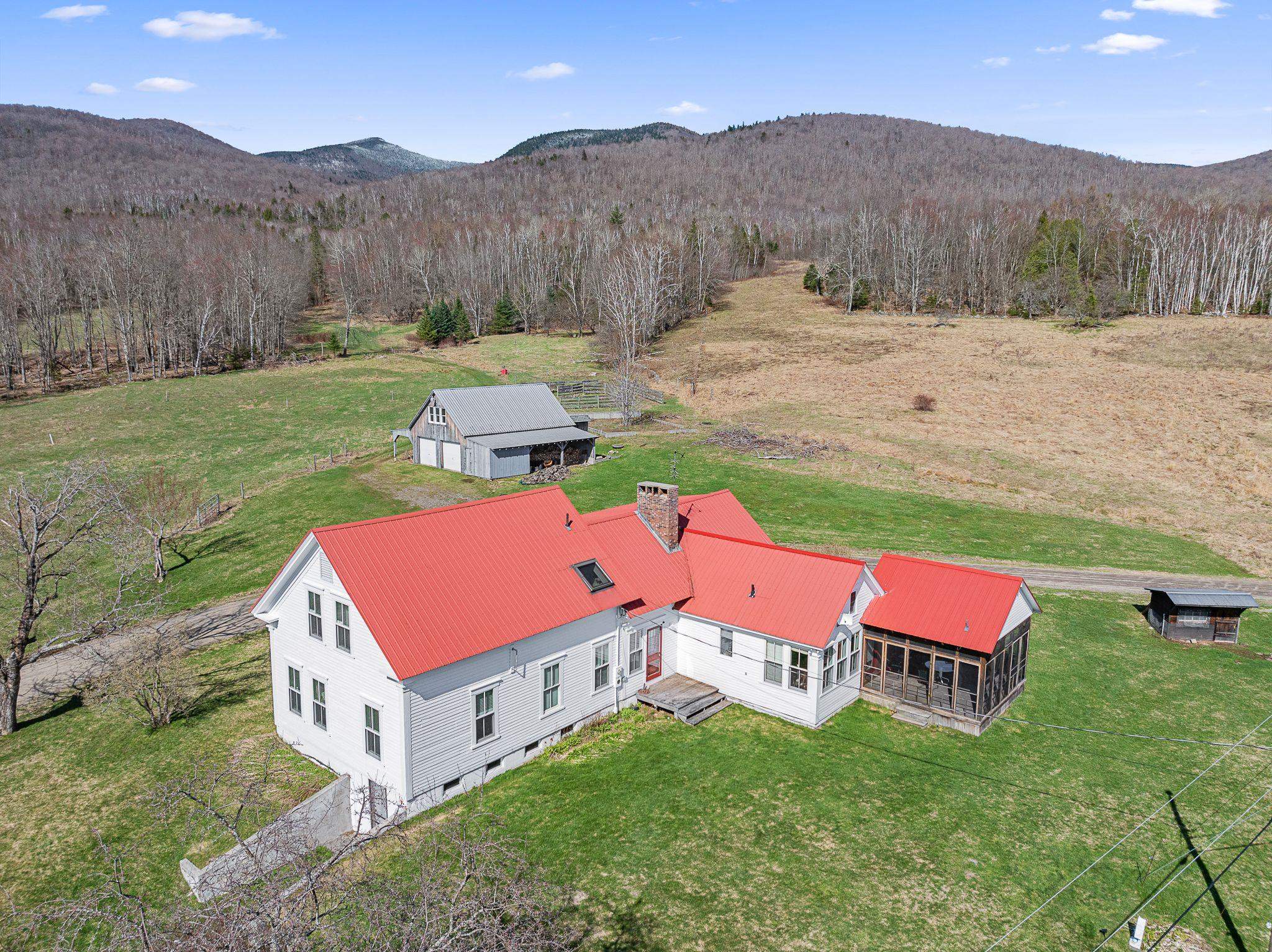 26 Herman Savage Rd, Northumberland, NH 03584