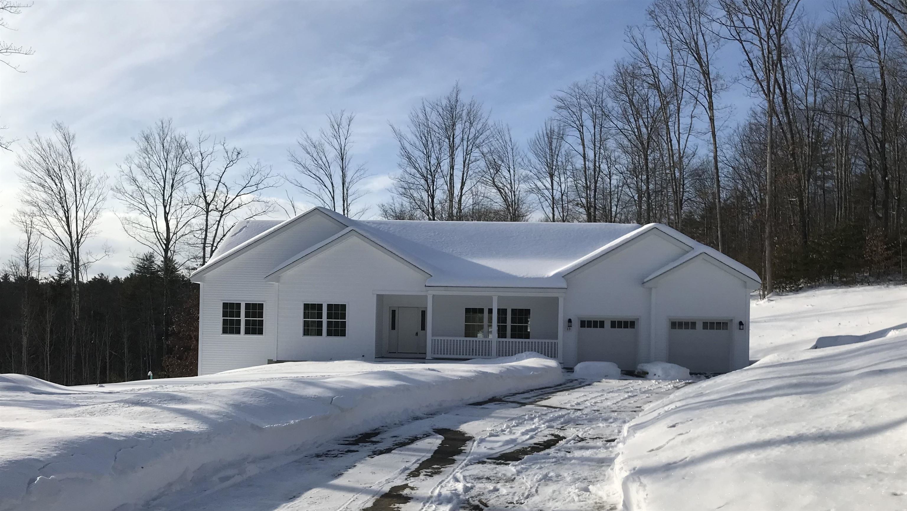 13 Hickorywood Circle — photo 1