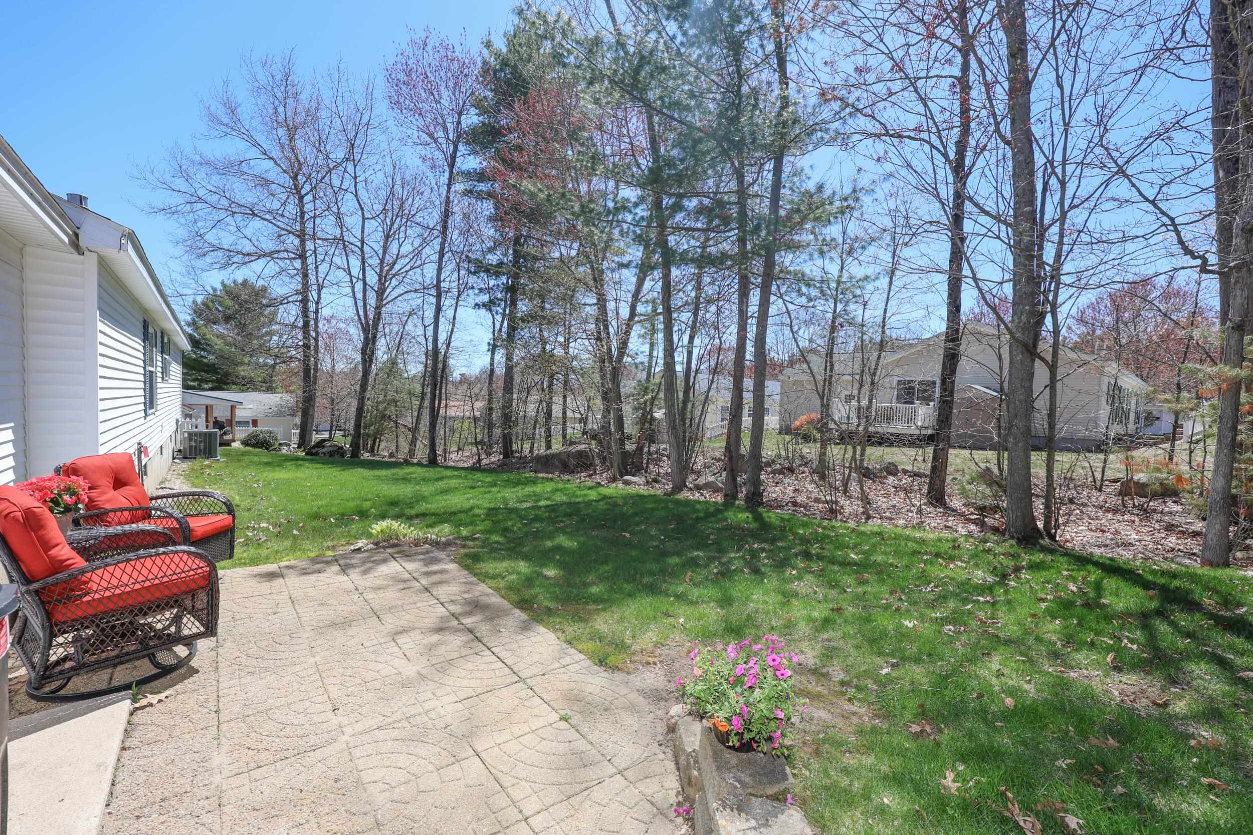 100 Ledgewood Way, Manchester, NH 03104