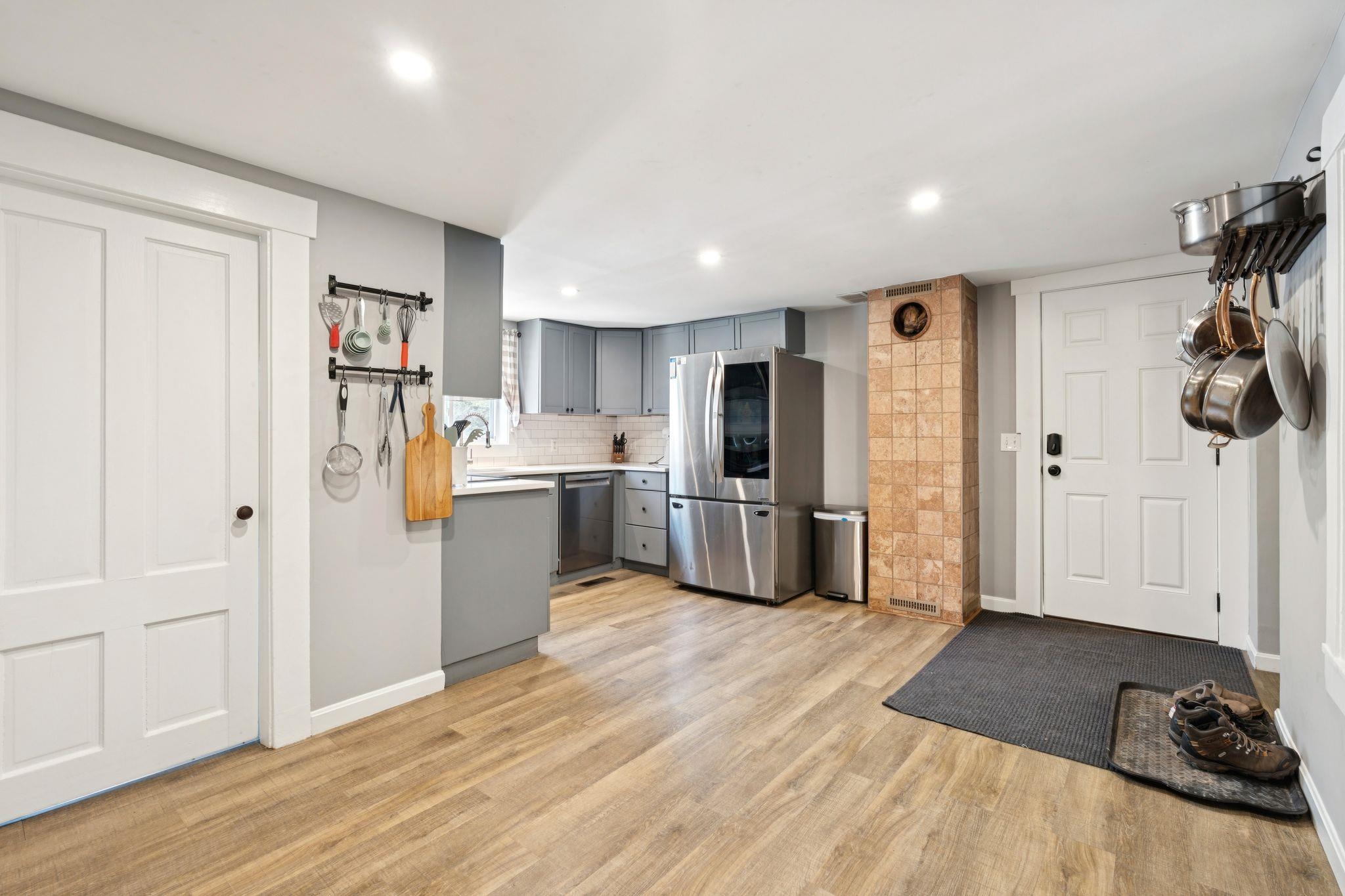 207 Maple St, Newport, NH 03773