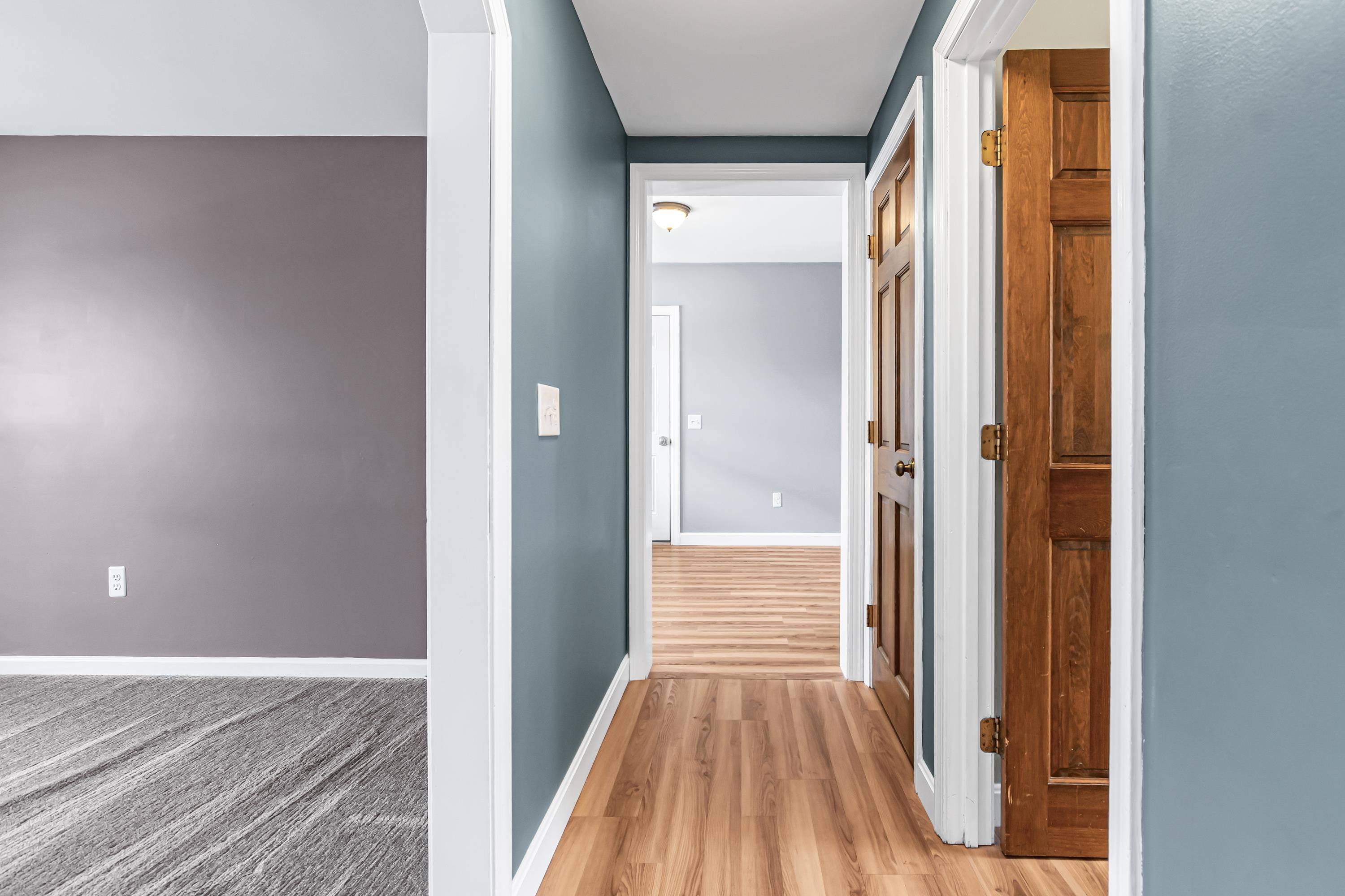 149 Barretts Hill Rd, Hudson, NH 03051