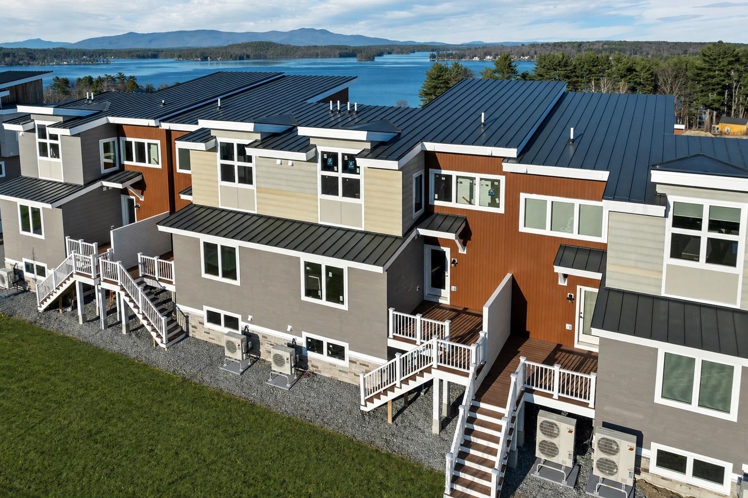 36 Vantage Point Dr #2, Laconia, NH 03246