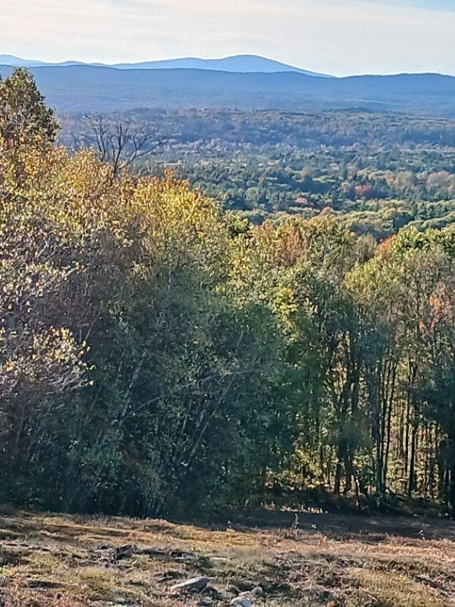 000 Thistle Rd, Gilmanton, NH 03237