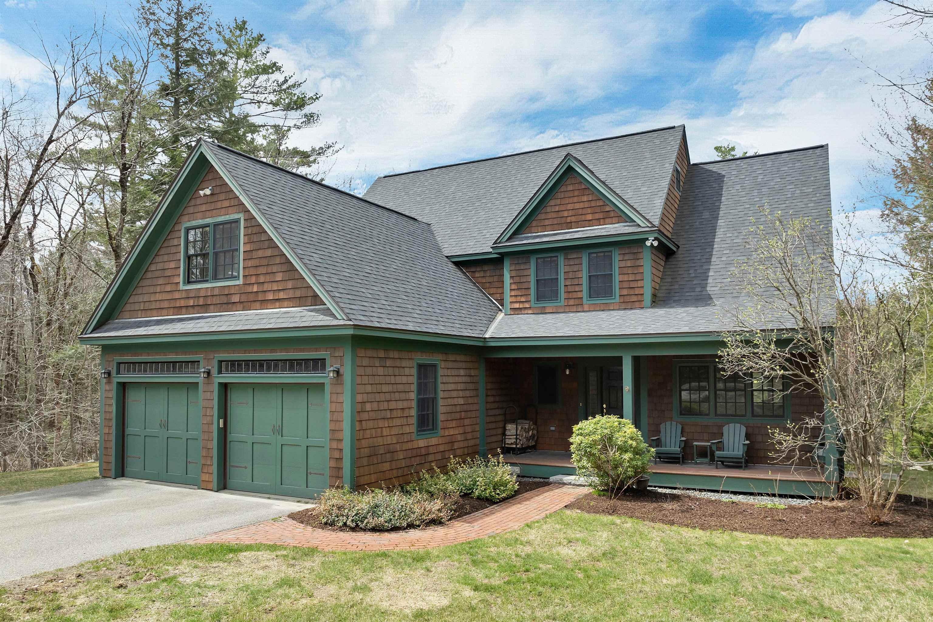 518 Old Main St, New London, NH 03257