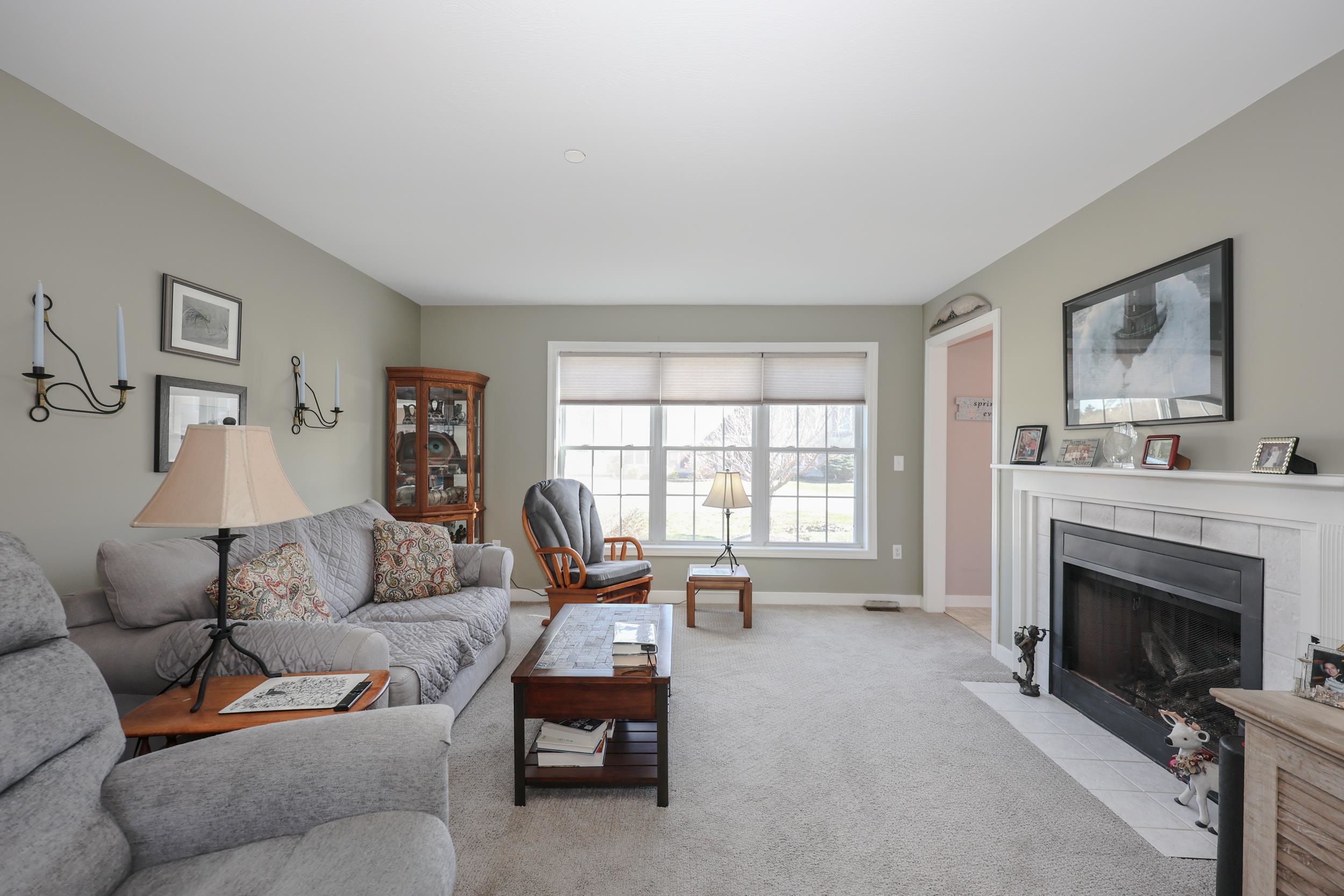 23 Abbey Rd, Brentwood, NH 03833