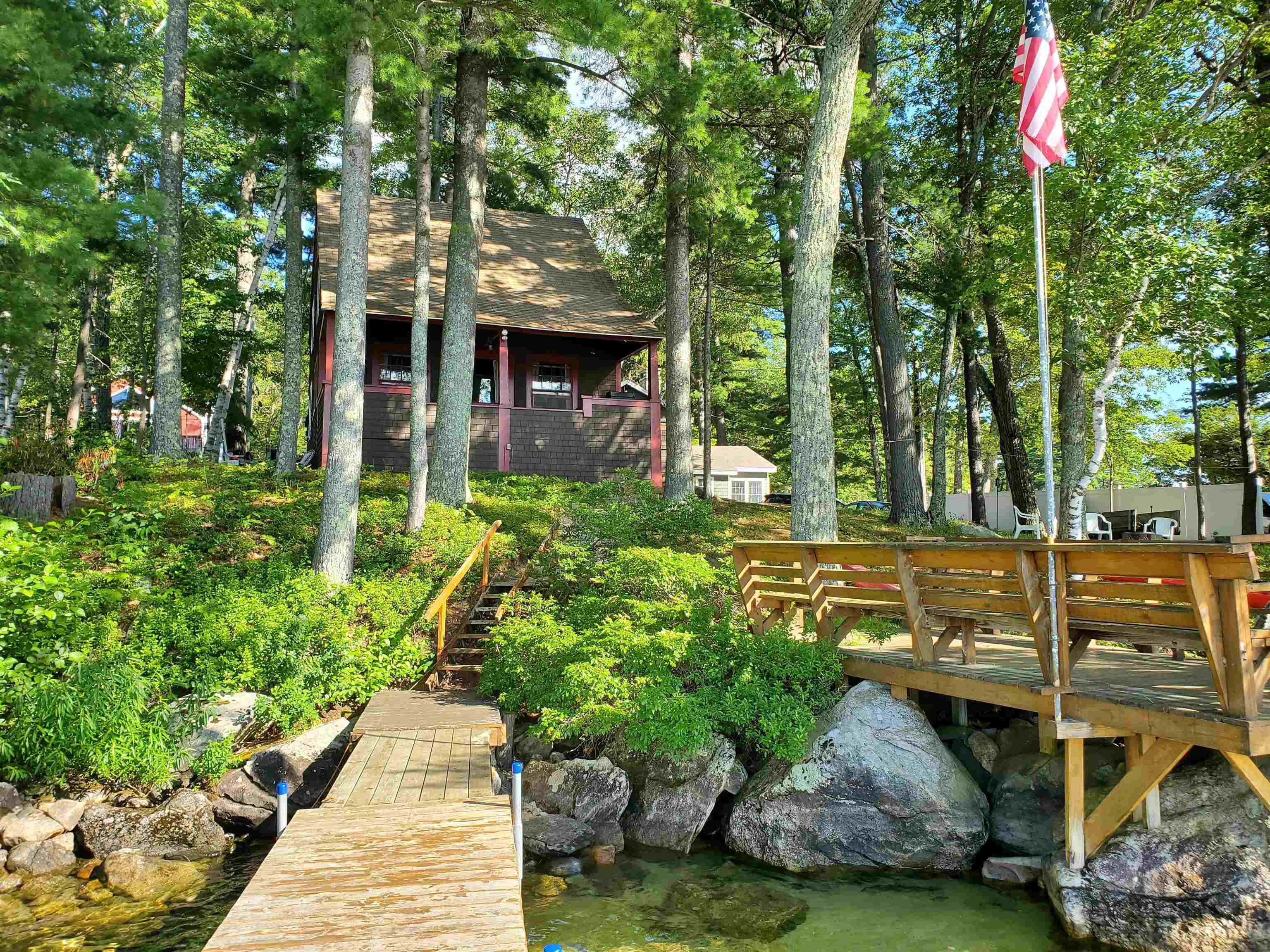 36 Shore Dr, Newbury, NH 03037