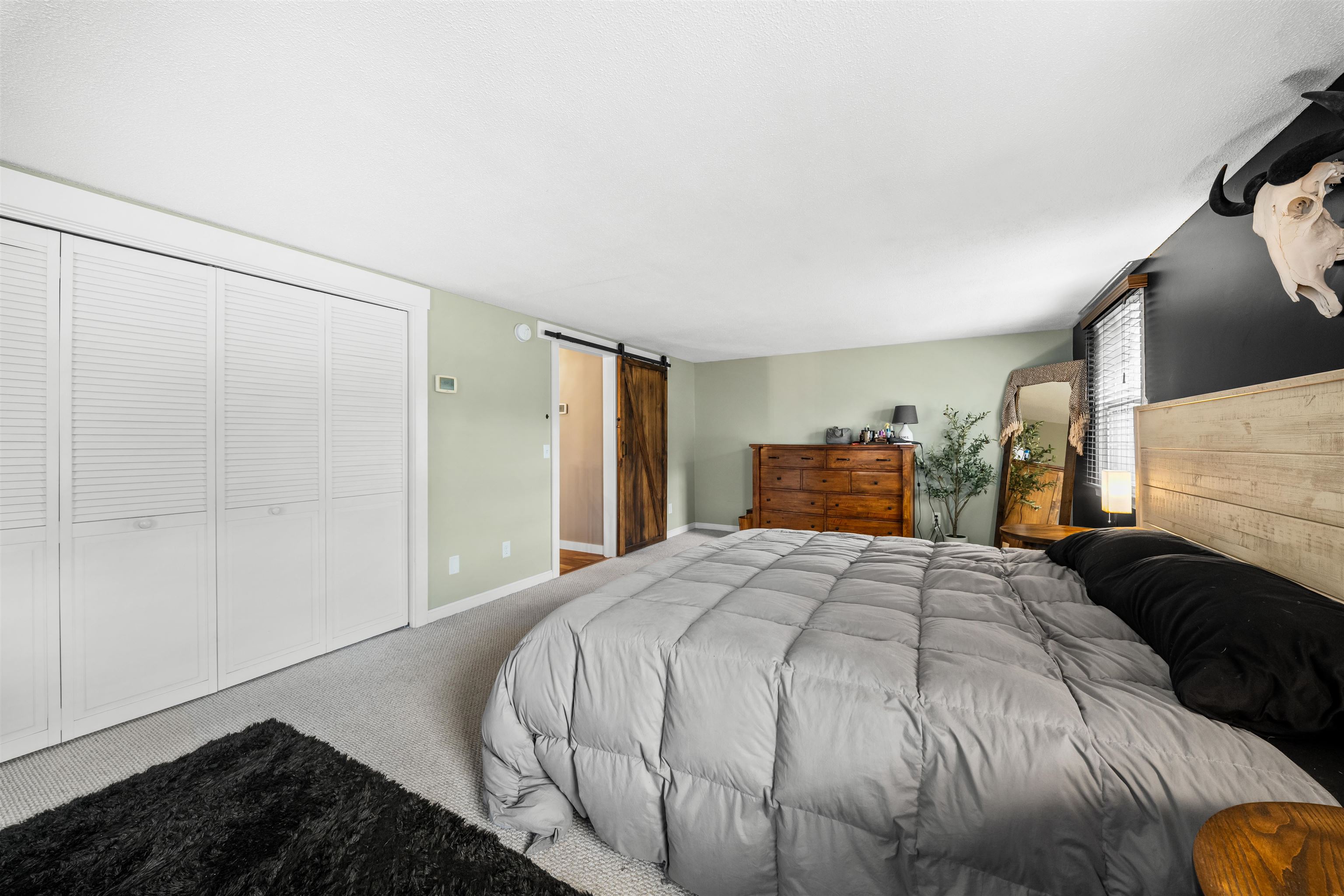 47 Edwards Mill Rd, Chester, NH 03036