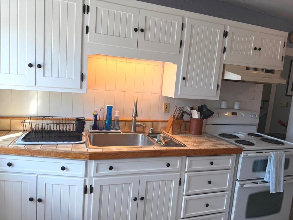 992 Route 120 , Plainfield, NH 03770