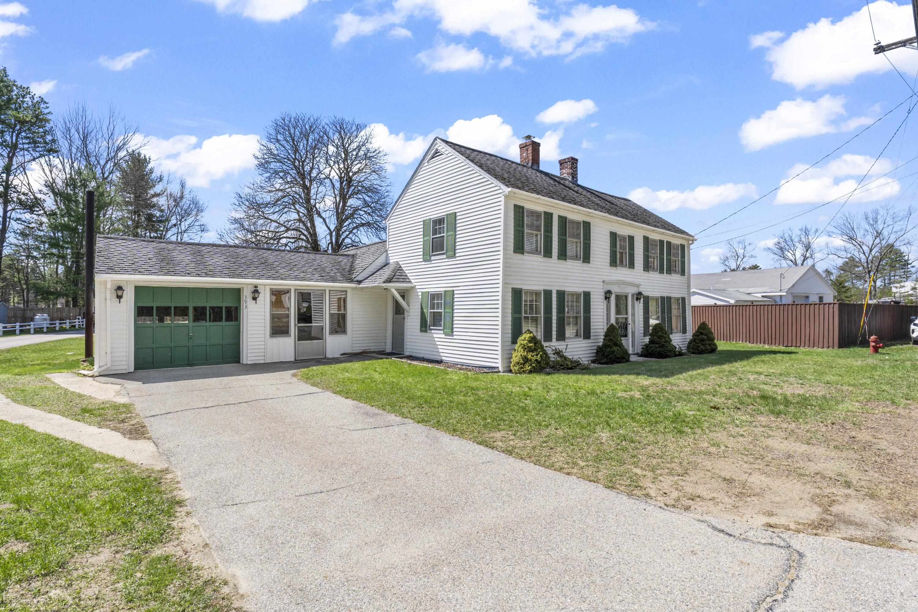 393 Wadleigh Falls Rd, Newmarket, NH 03857