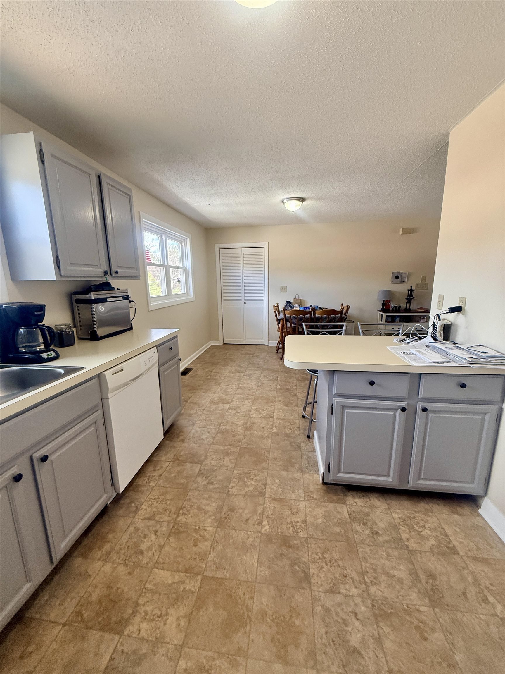 1557 First Nh Turnpike, Northwood, NH 03261