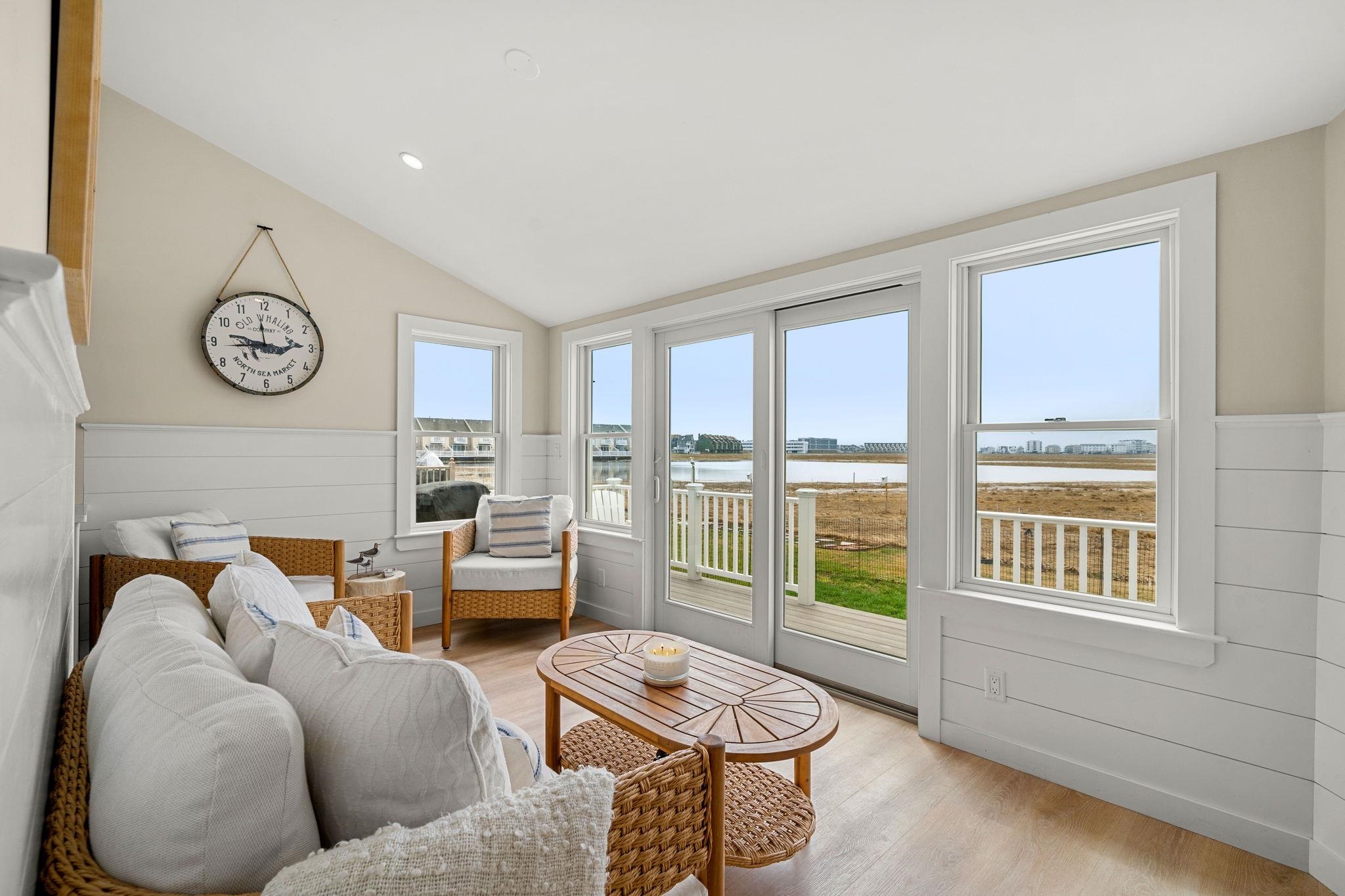543 Winnacunnet Rd, Hampton, NH 03842