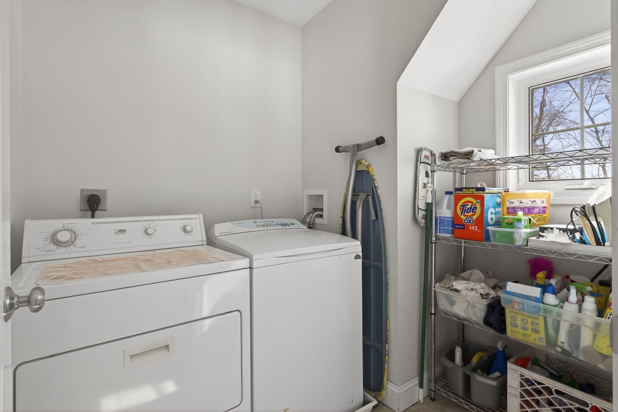 10 Clark Island Rd, Amherst, NH 03031