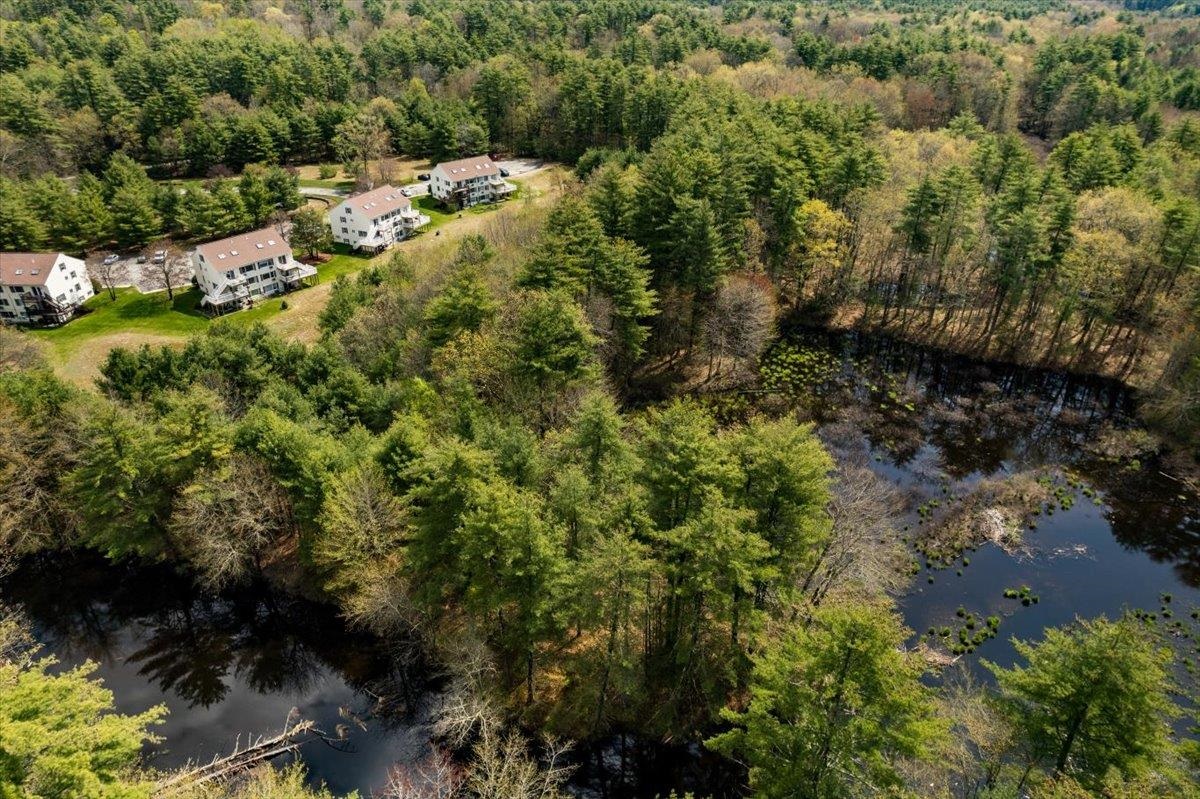 7 Corduroy Rd, Amherst, NH 03031