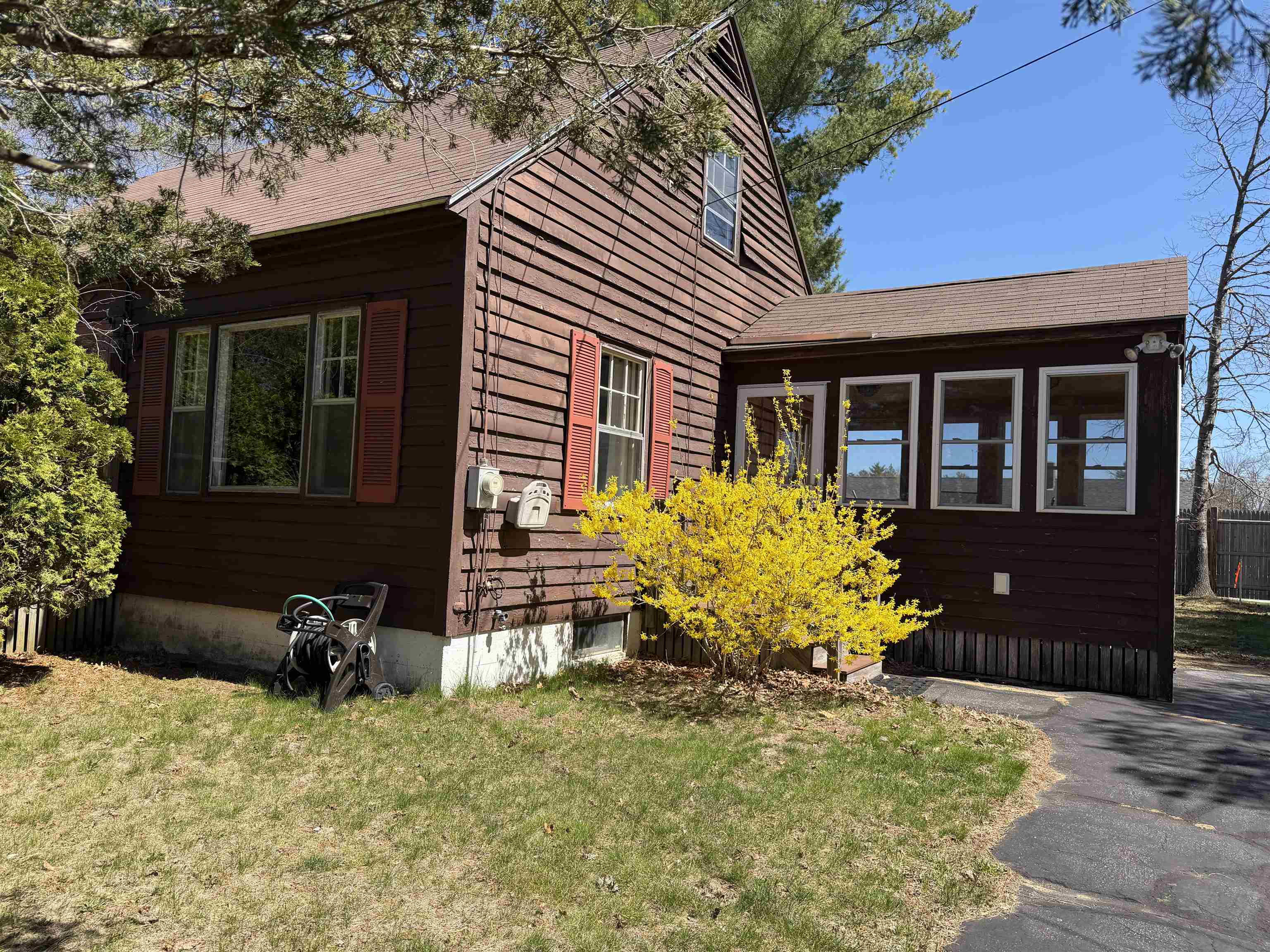 32 Cote St, Somersworth, NH 03878