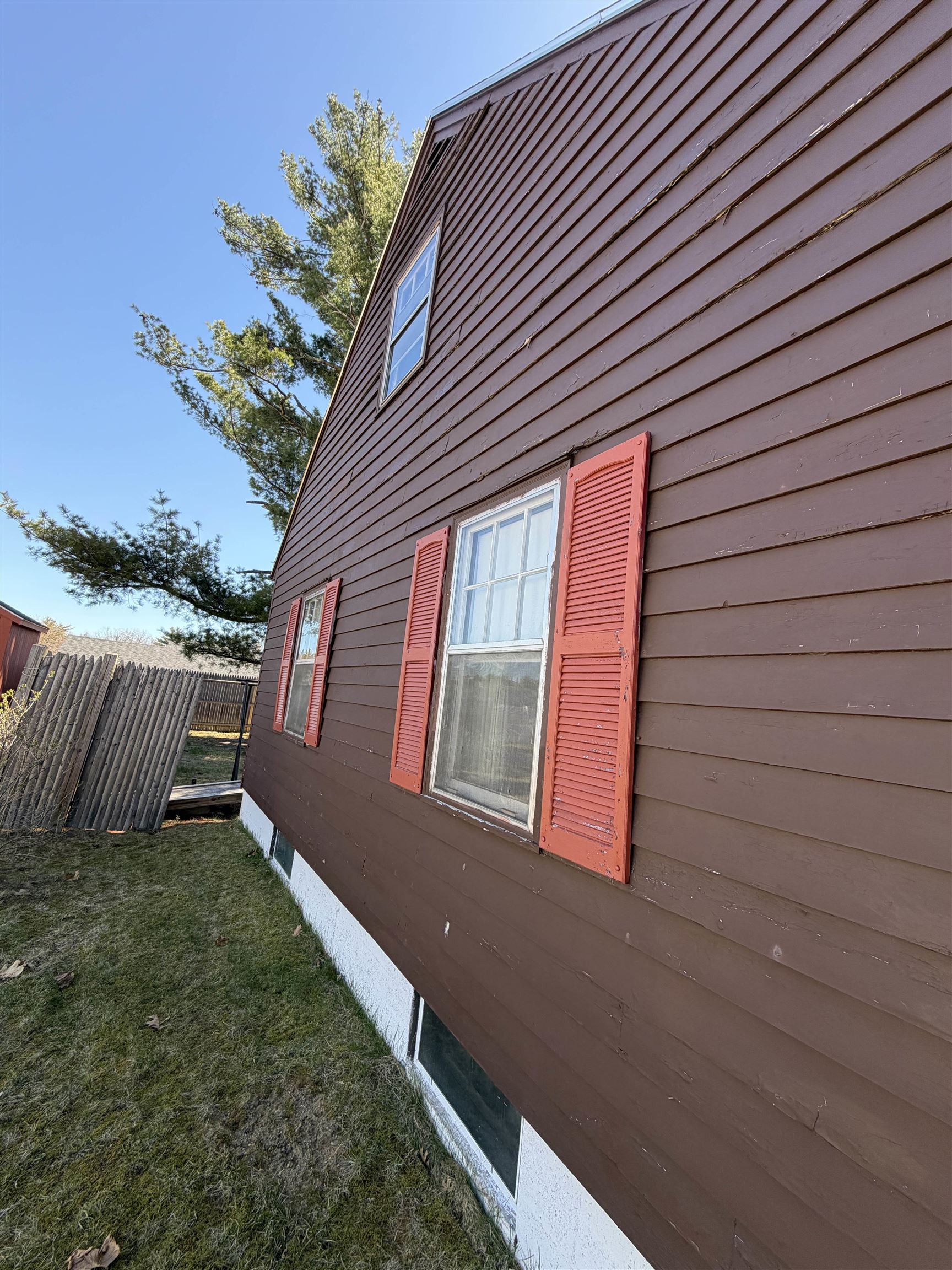 32 Cote St, Somersworth, NH 03878