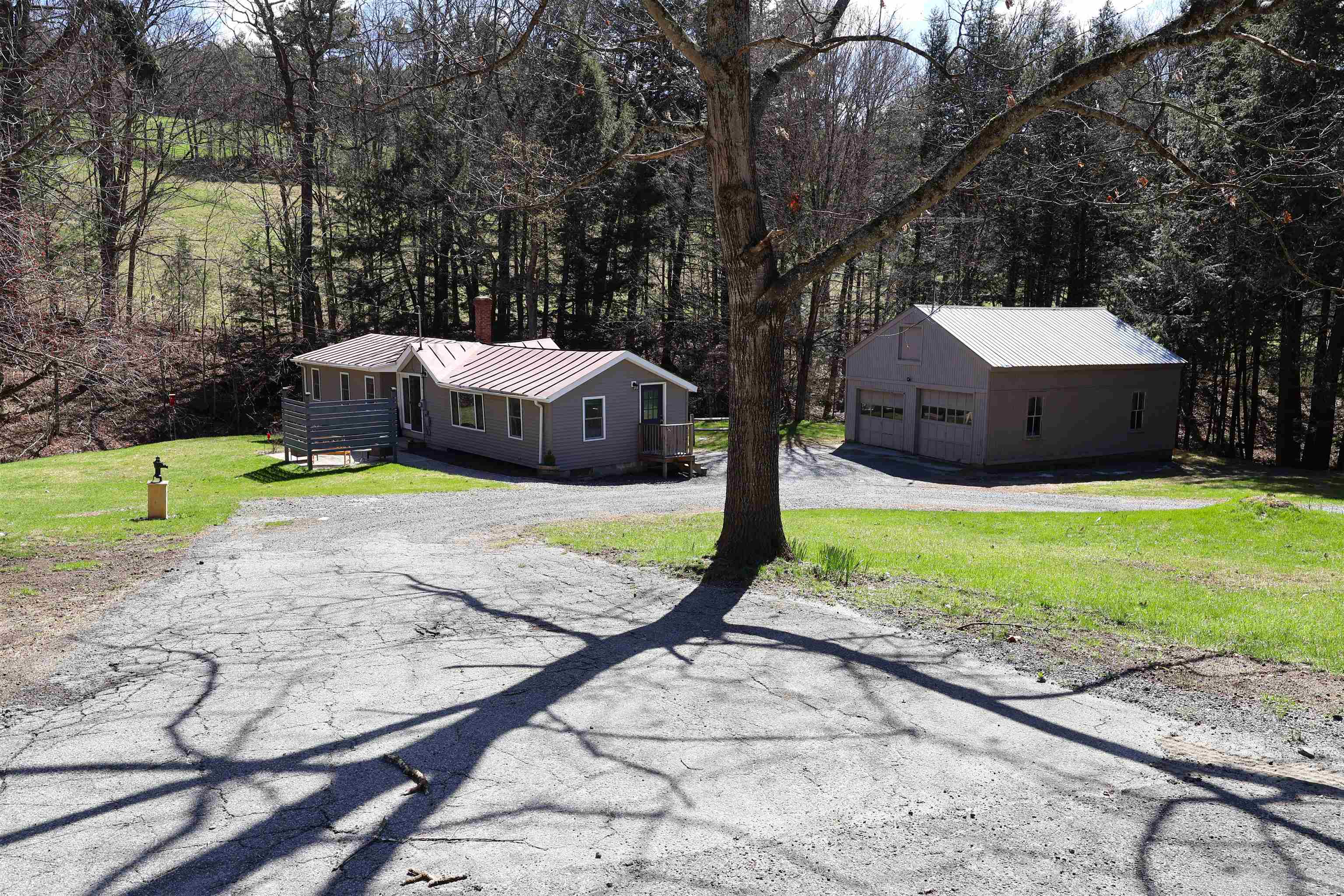 HARTFORD VT&nbsp;Home for sale $$399,000 | $390 per sq.ft.