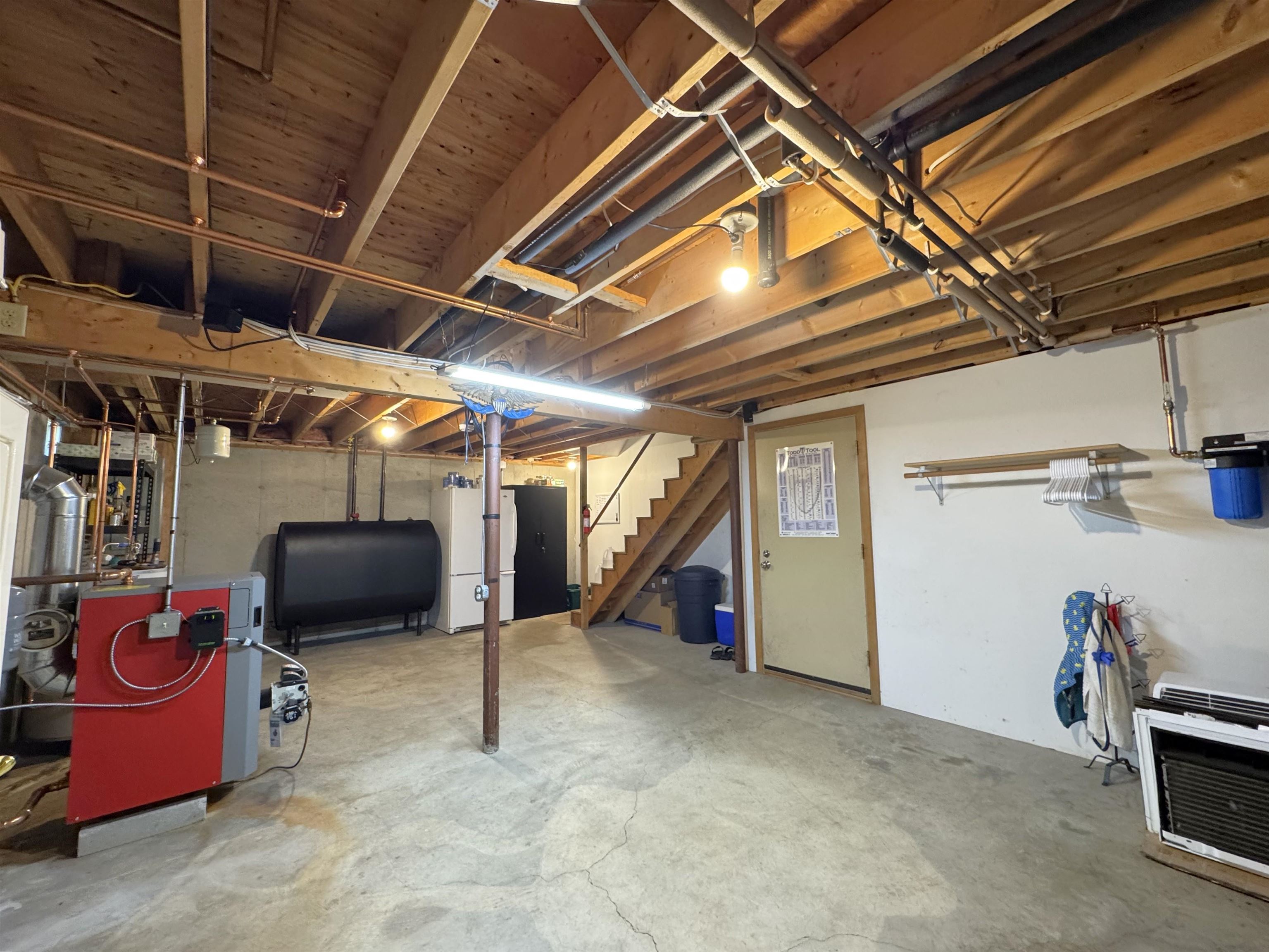 66 Andreski Dr, Fremont, NH 03848