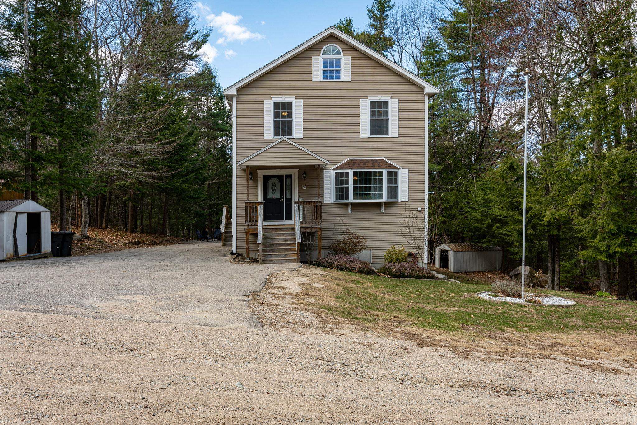 70 Landsdown Ln, Conway, NH 03818