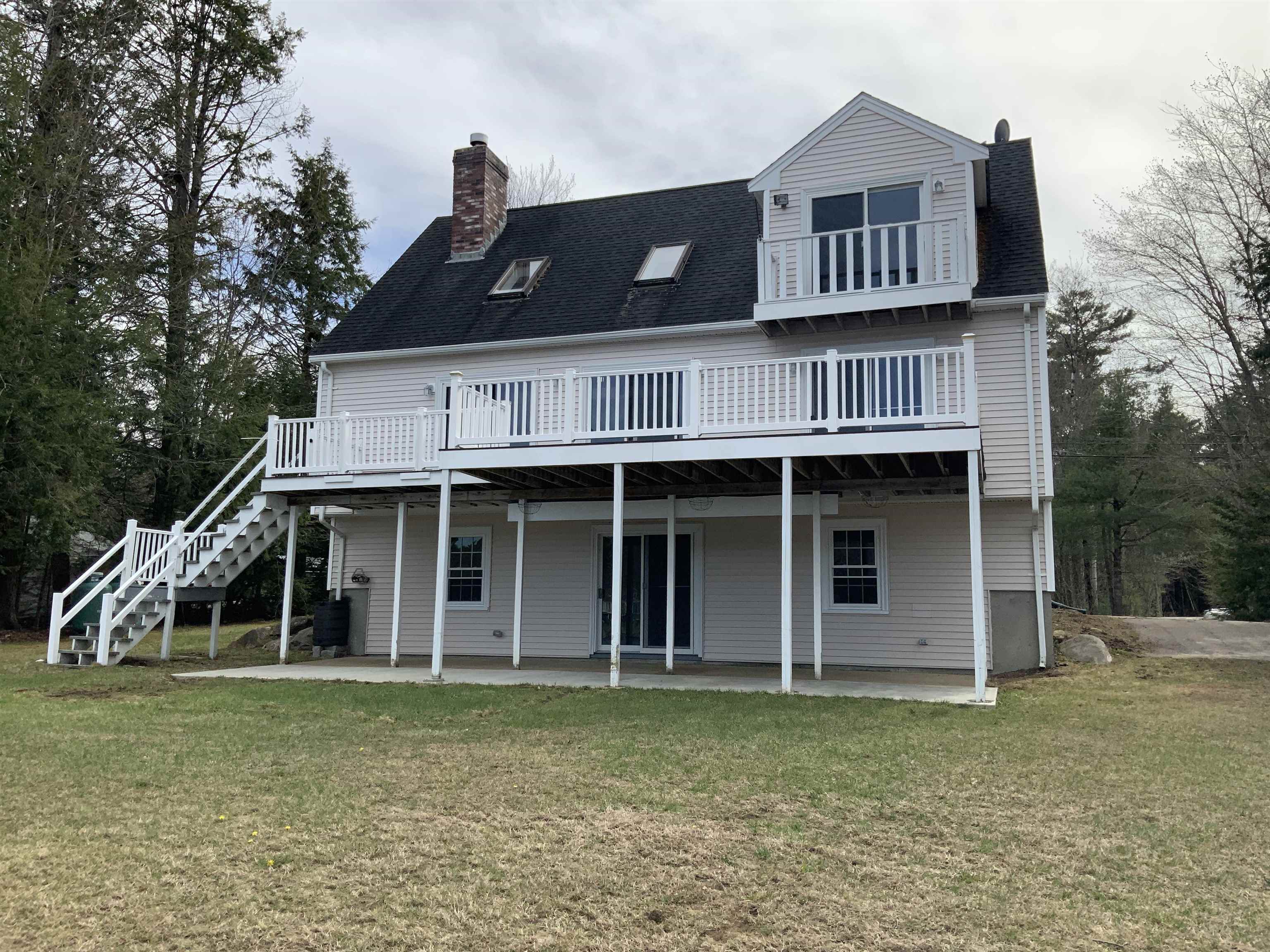 184 Varney Rd, Barnstead, NH 03225