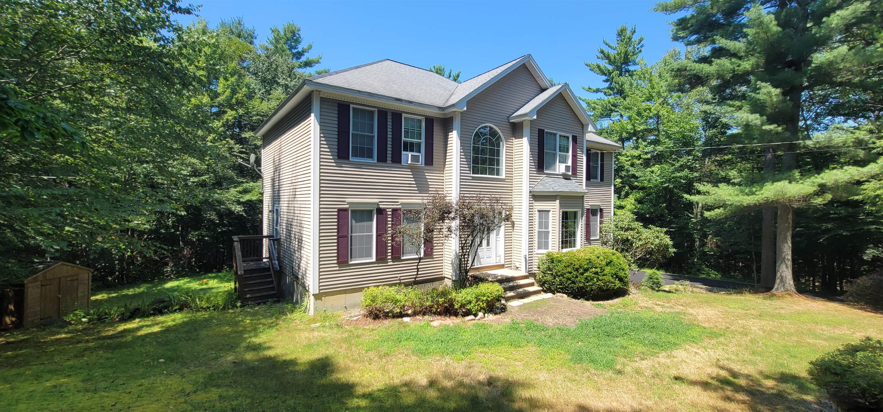 250 Grapevine Rd, Dunbarton, NH 03045