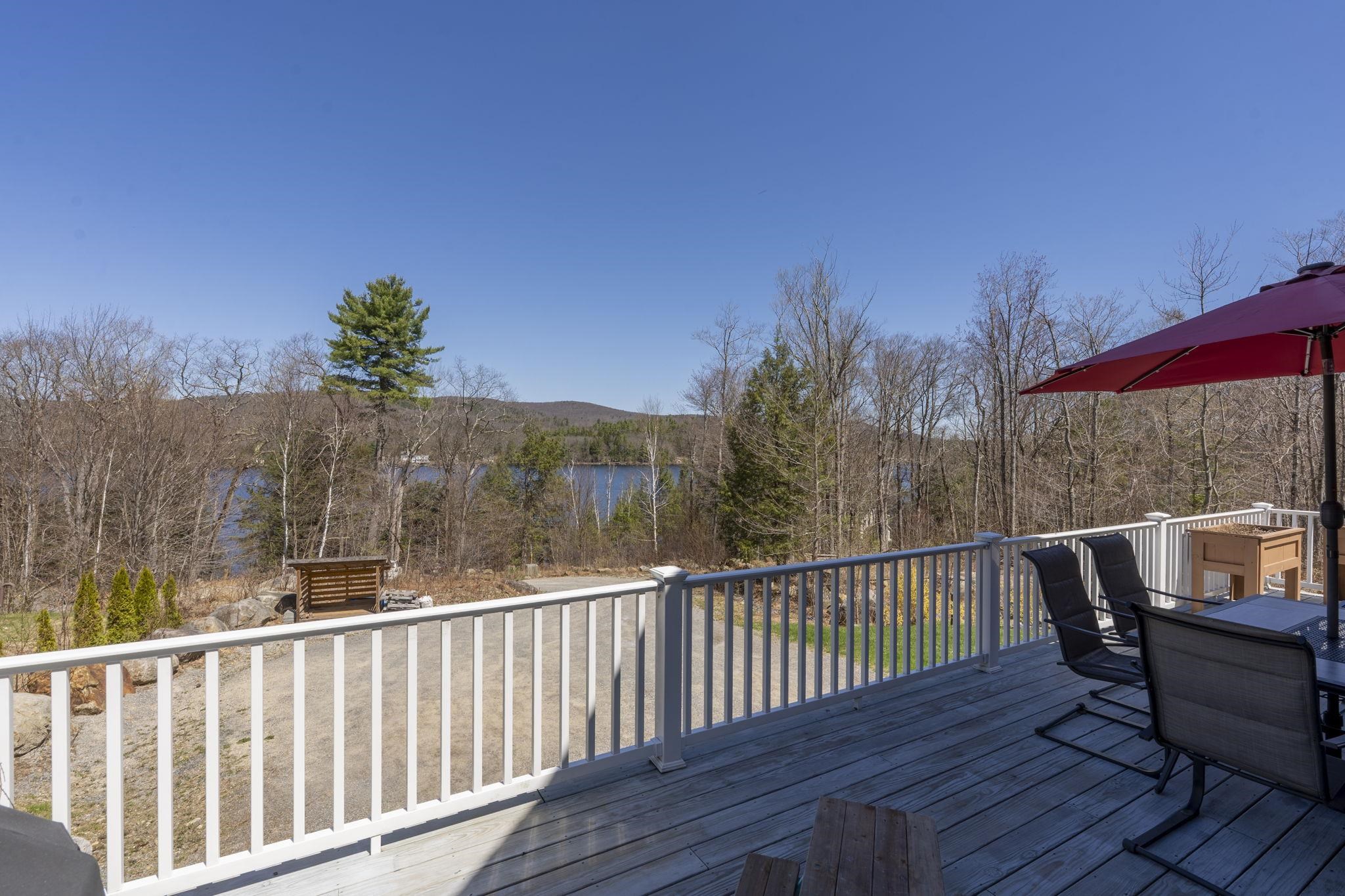 14 Loyd Ln, Harrisville, NH 03450