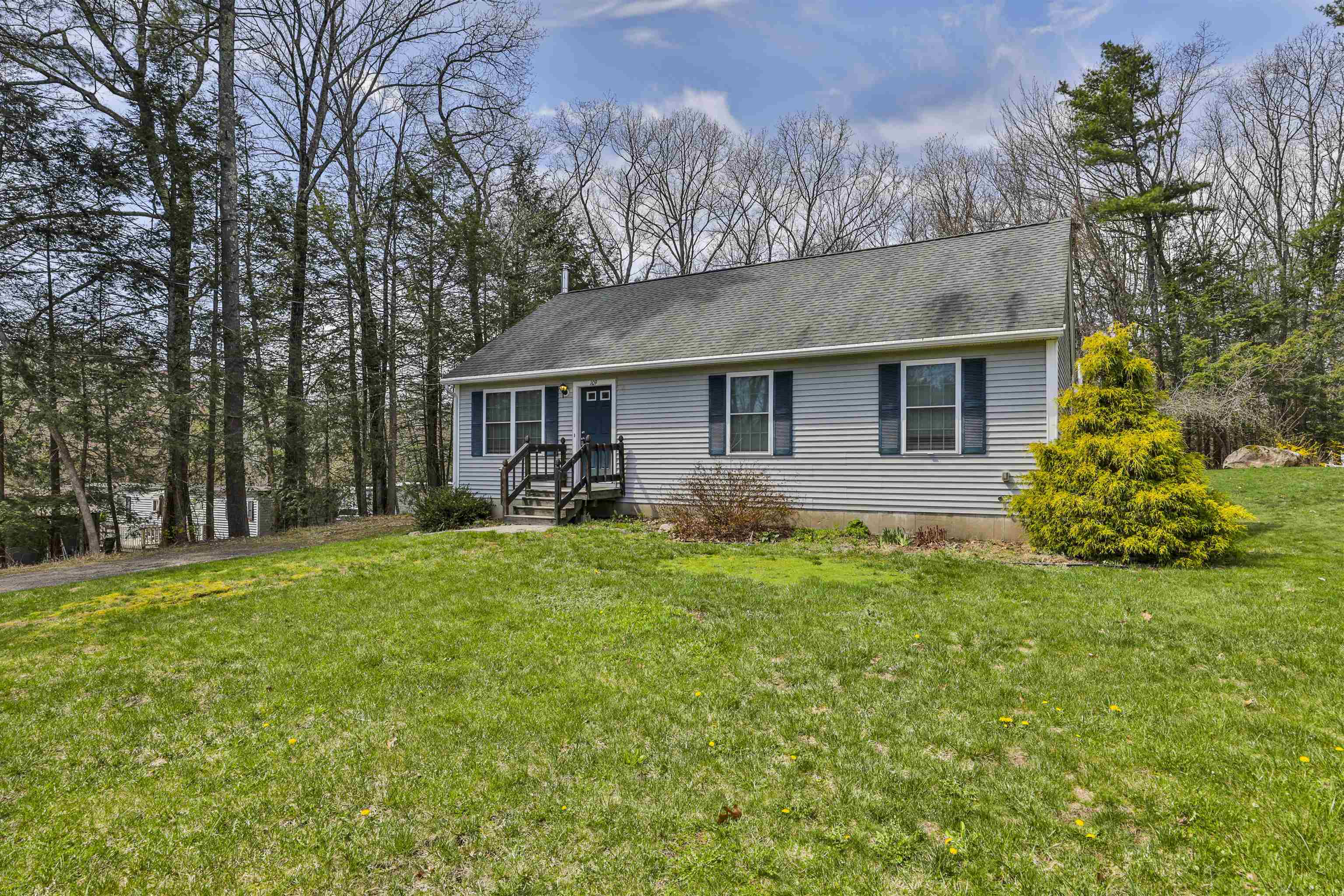 109 Old Brookline Rd, Milford, NH 03055