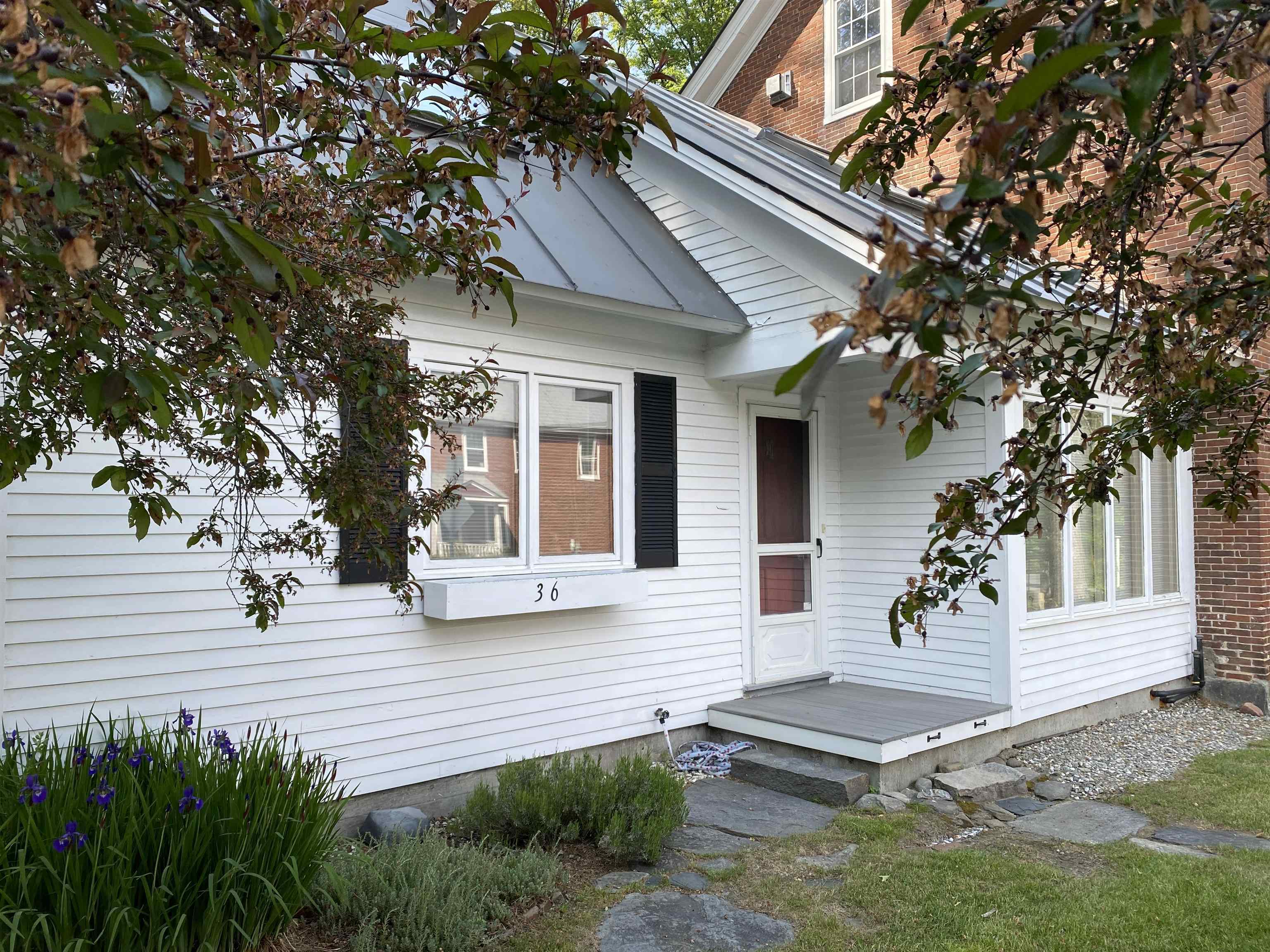 VILLAGE OF TAFTSVILLE IN TOWN OF WOODSTOCK VT&nbsp;Woodstock_VT for sale $Multi-Family For Lease: $2,395