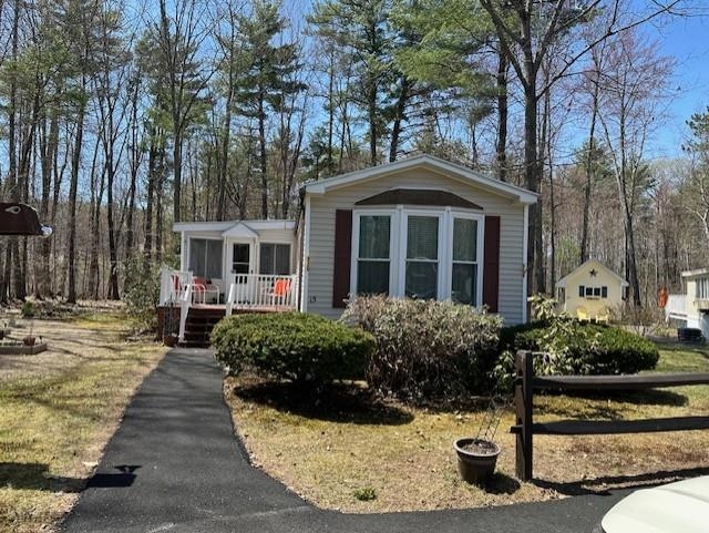 320 Old Lake Shore Road — photo 2