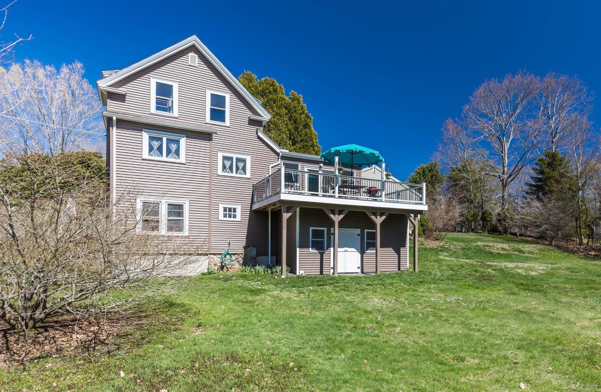 536 Middle Rd, Portsmouth, NH 03801