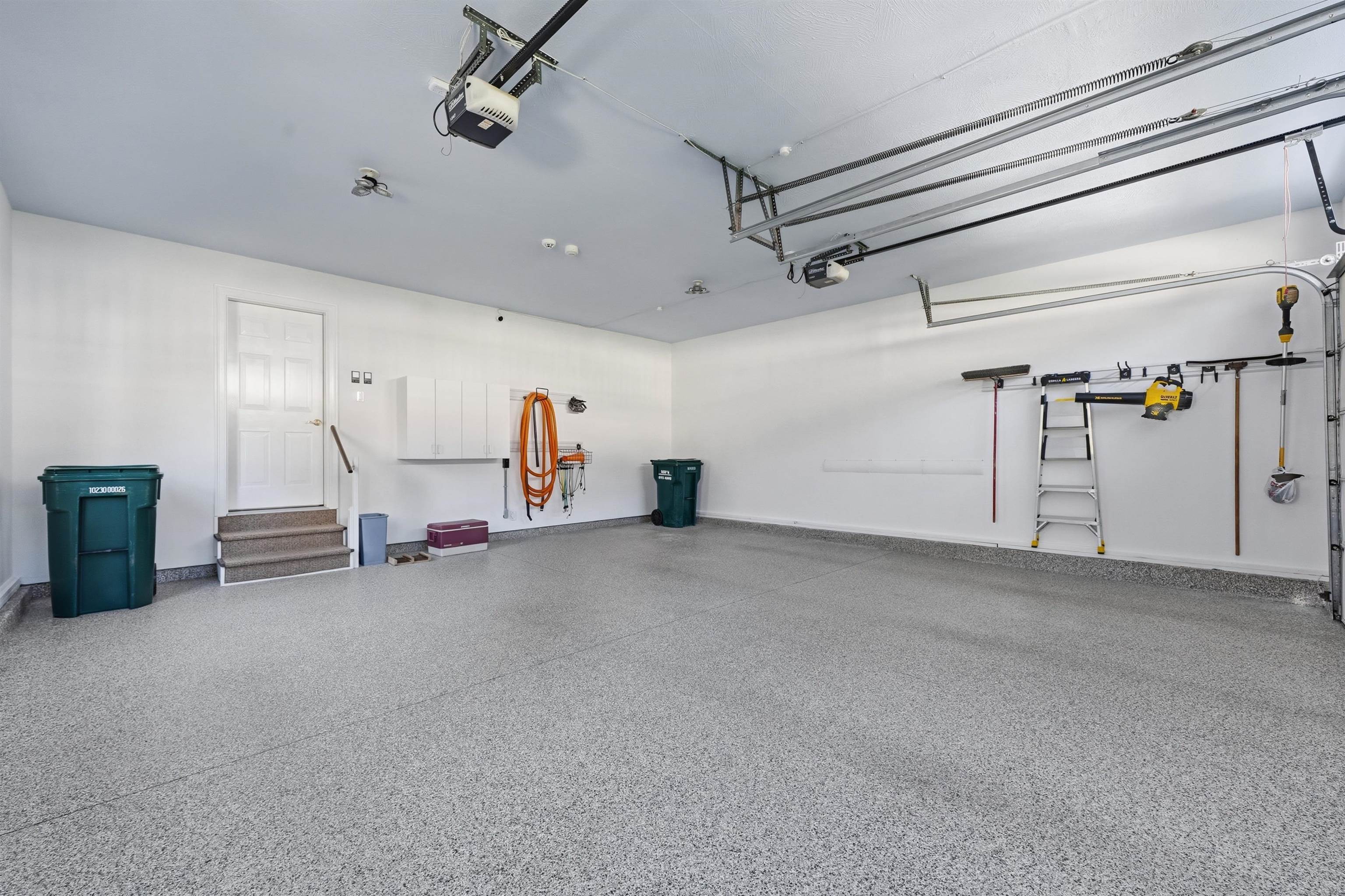 8 Marshalls Way, Hollis, NH 03049