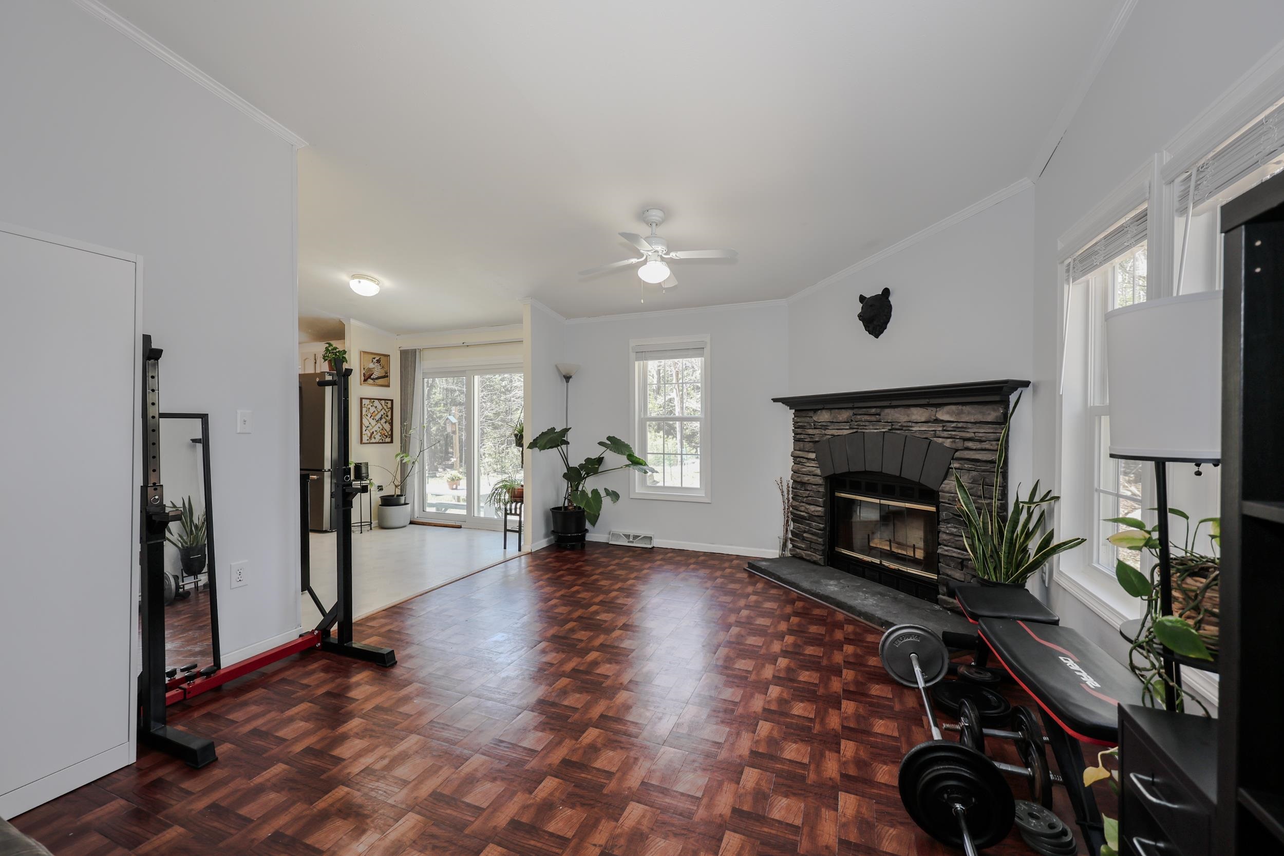 13 Jeffrey Dr, Northwood, NH 03261