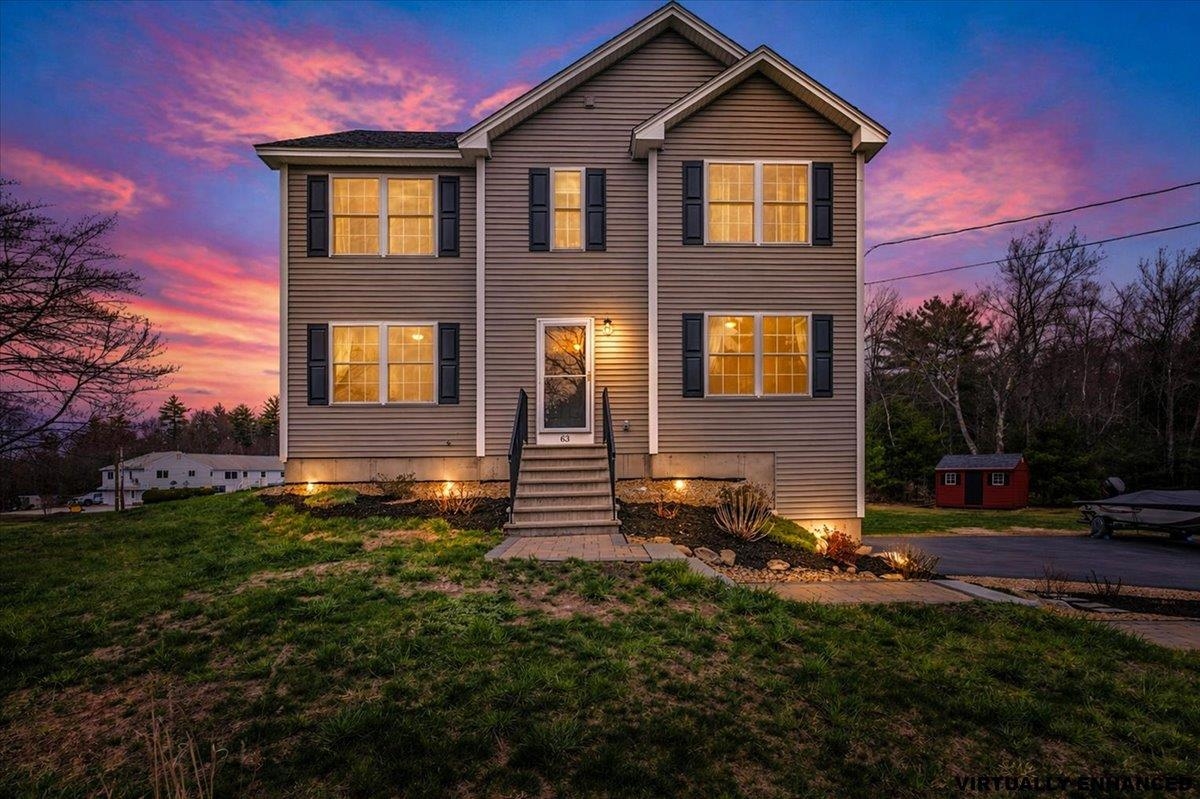 63 Chester Turnpike, Hooksett, NH 03106