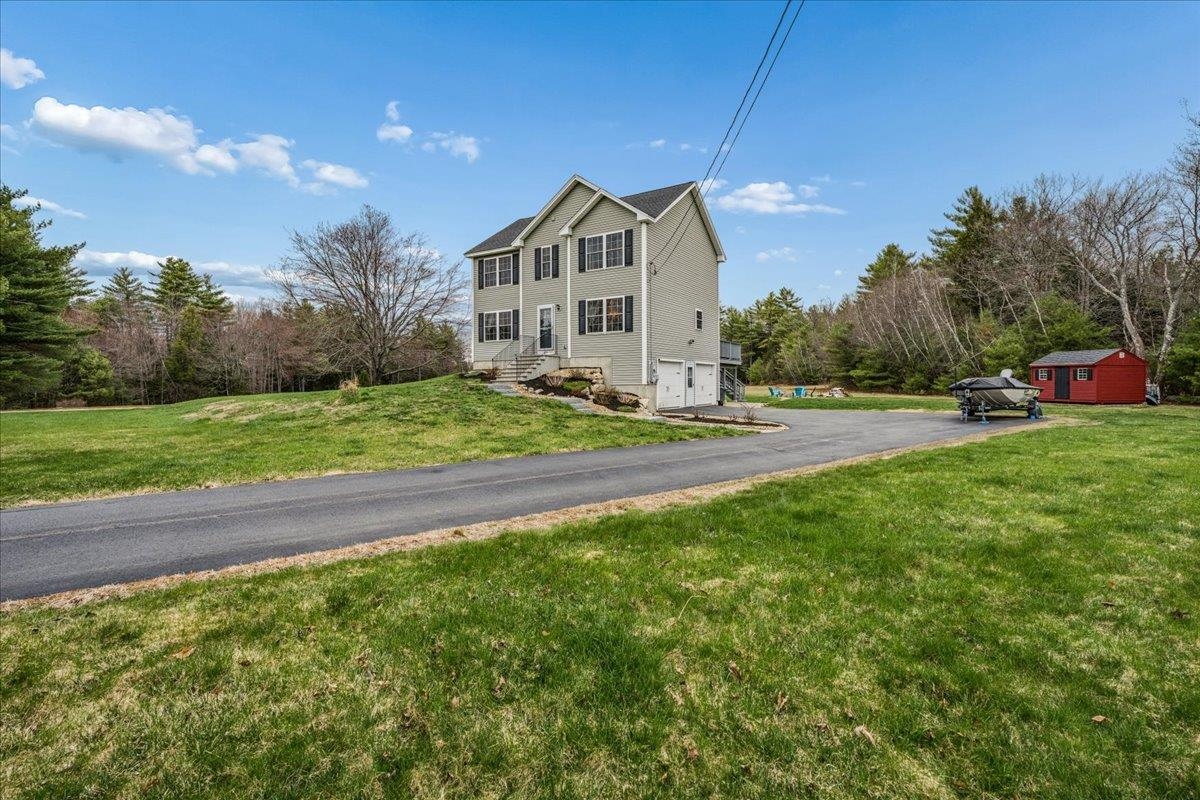 63 Chester Turnpike, Hooksett, NH 03106