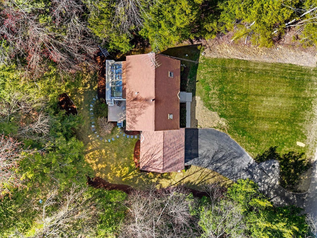 6 Taylor Ct, Peterborough, NH 03458